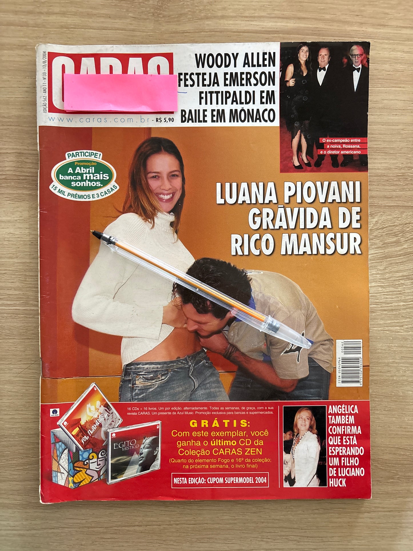 Revista Caras 562 (2004)