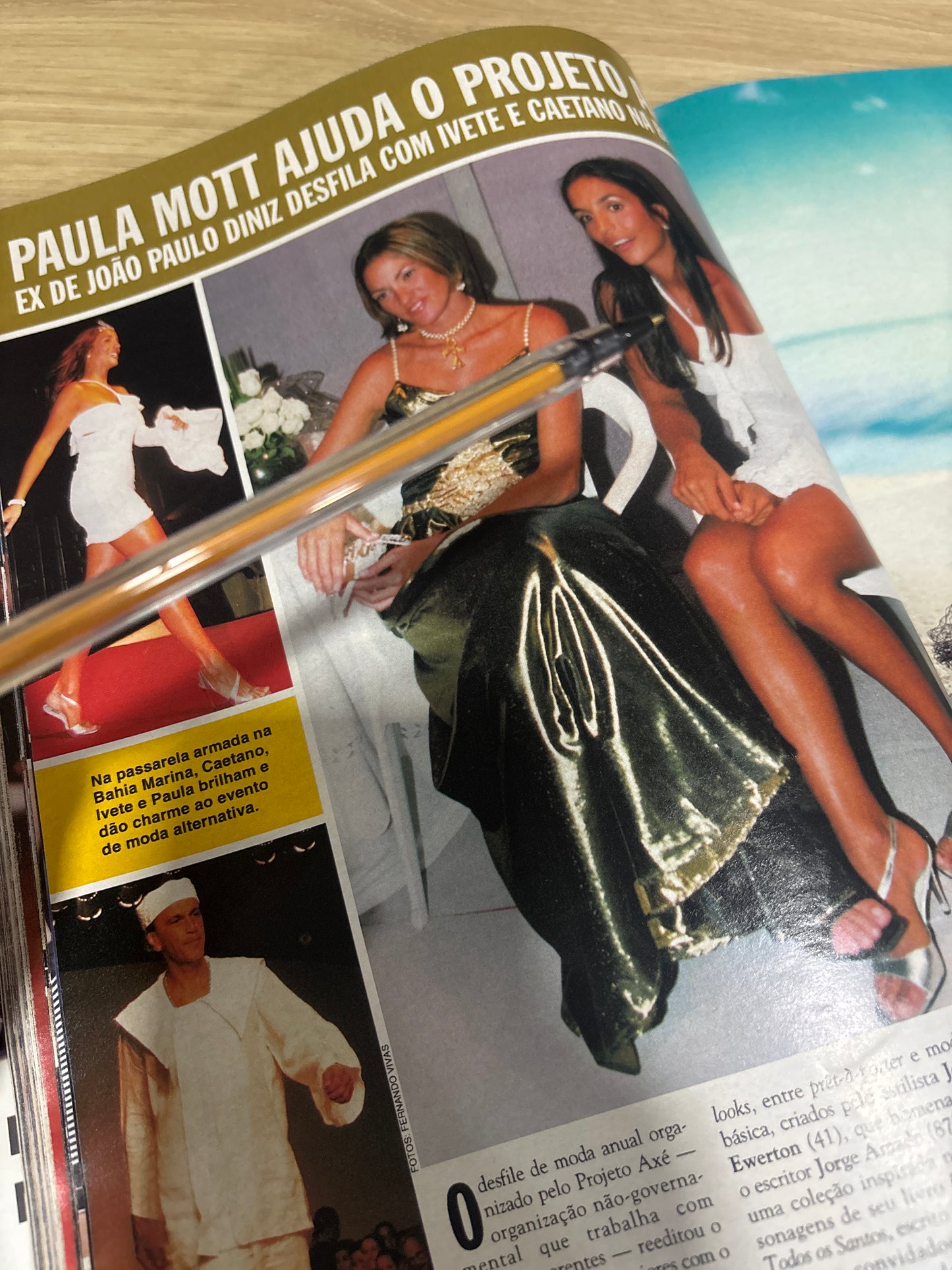 Revista Caras 326 (2000)