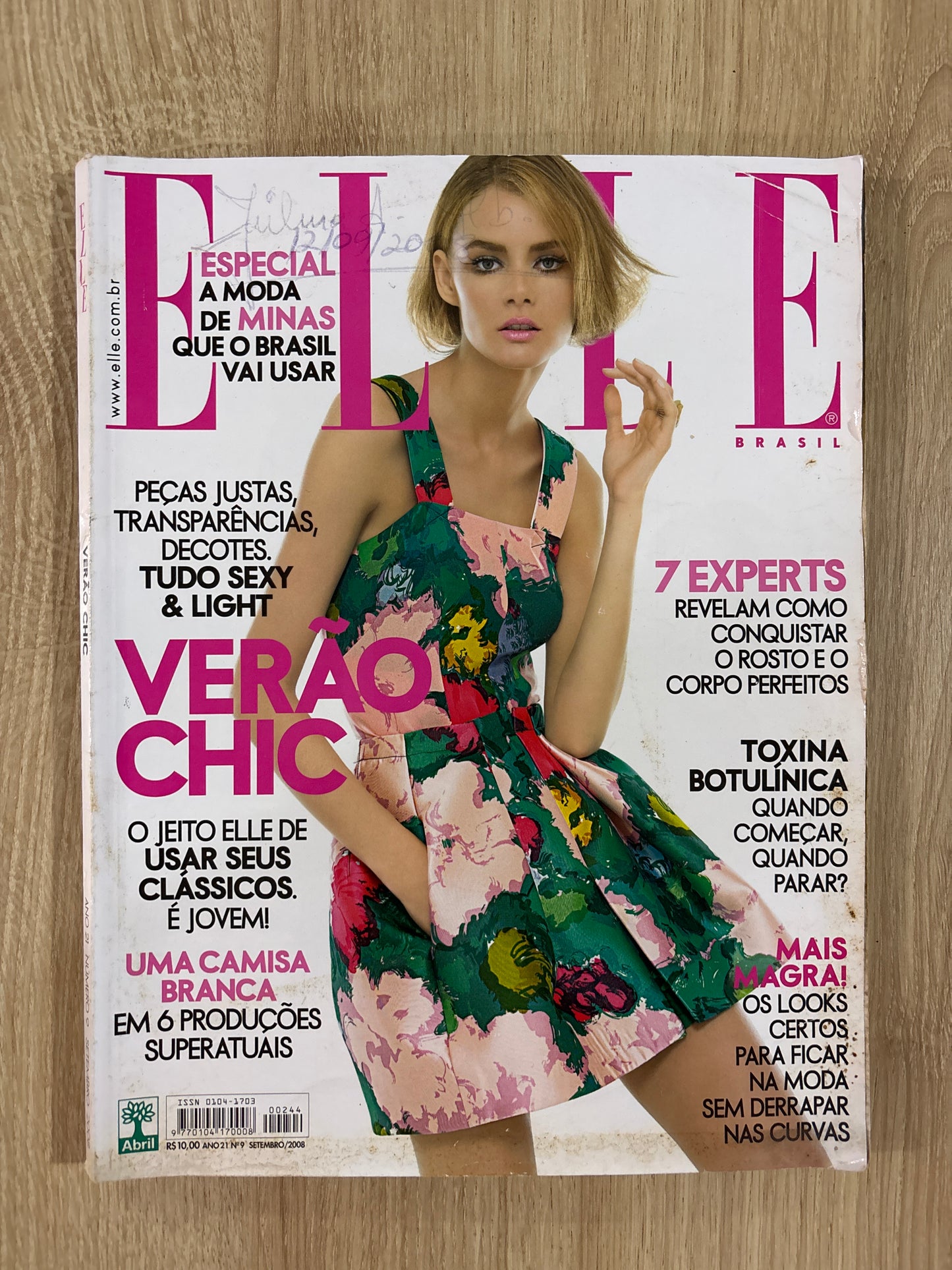 Revista Elle Brasil 244 (2008)
