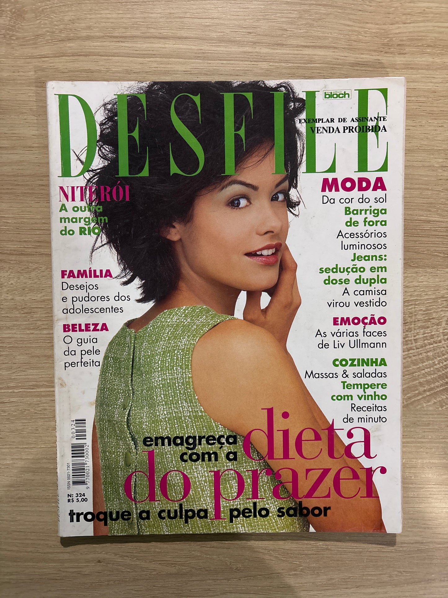 Revista Desfile 324 (1996)