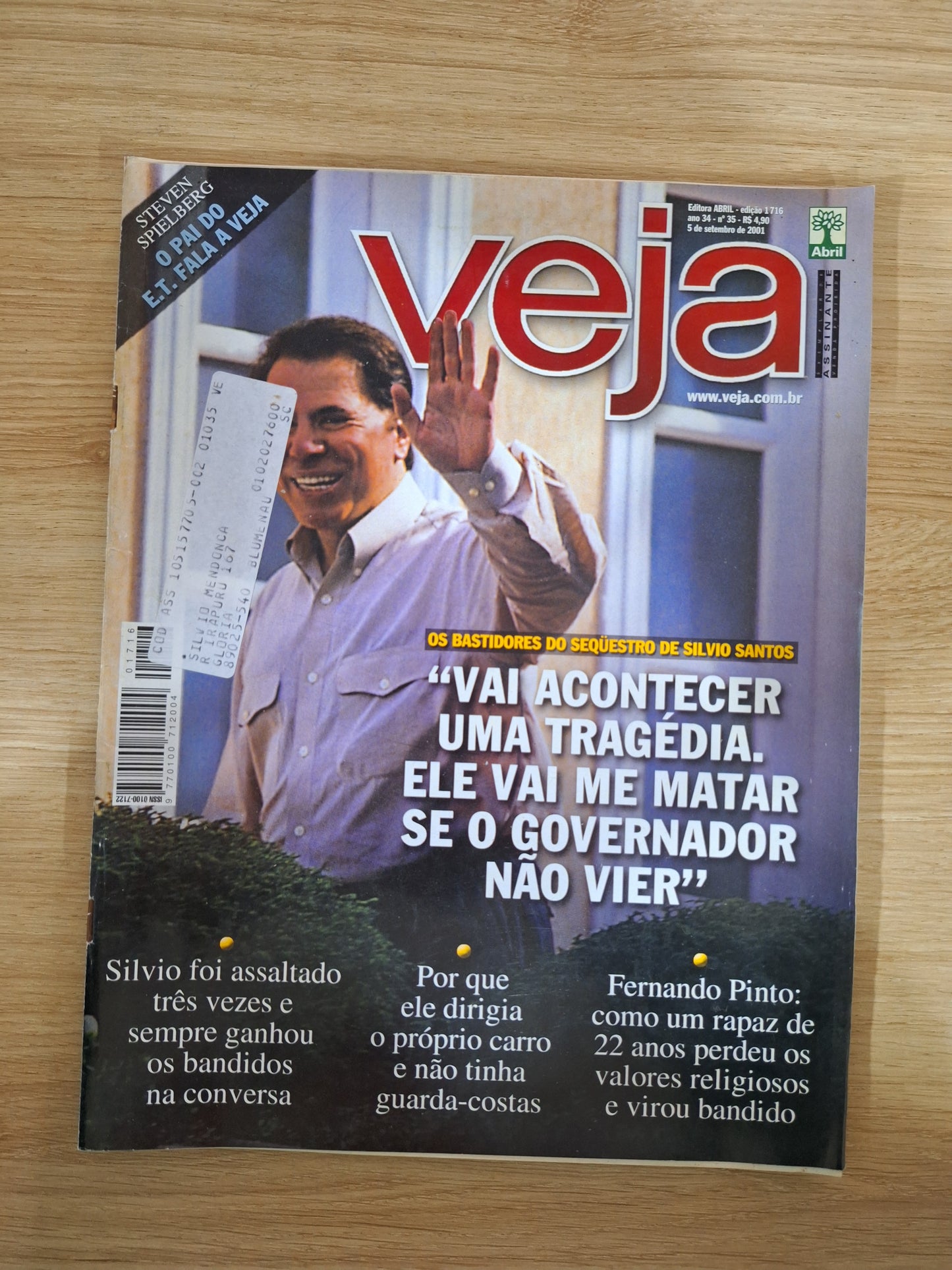 Revista Veja N° 1716 (2001)