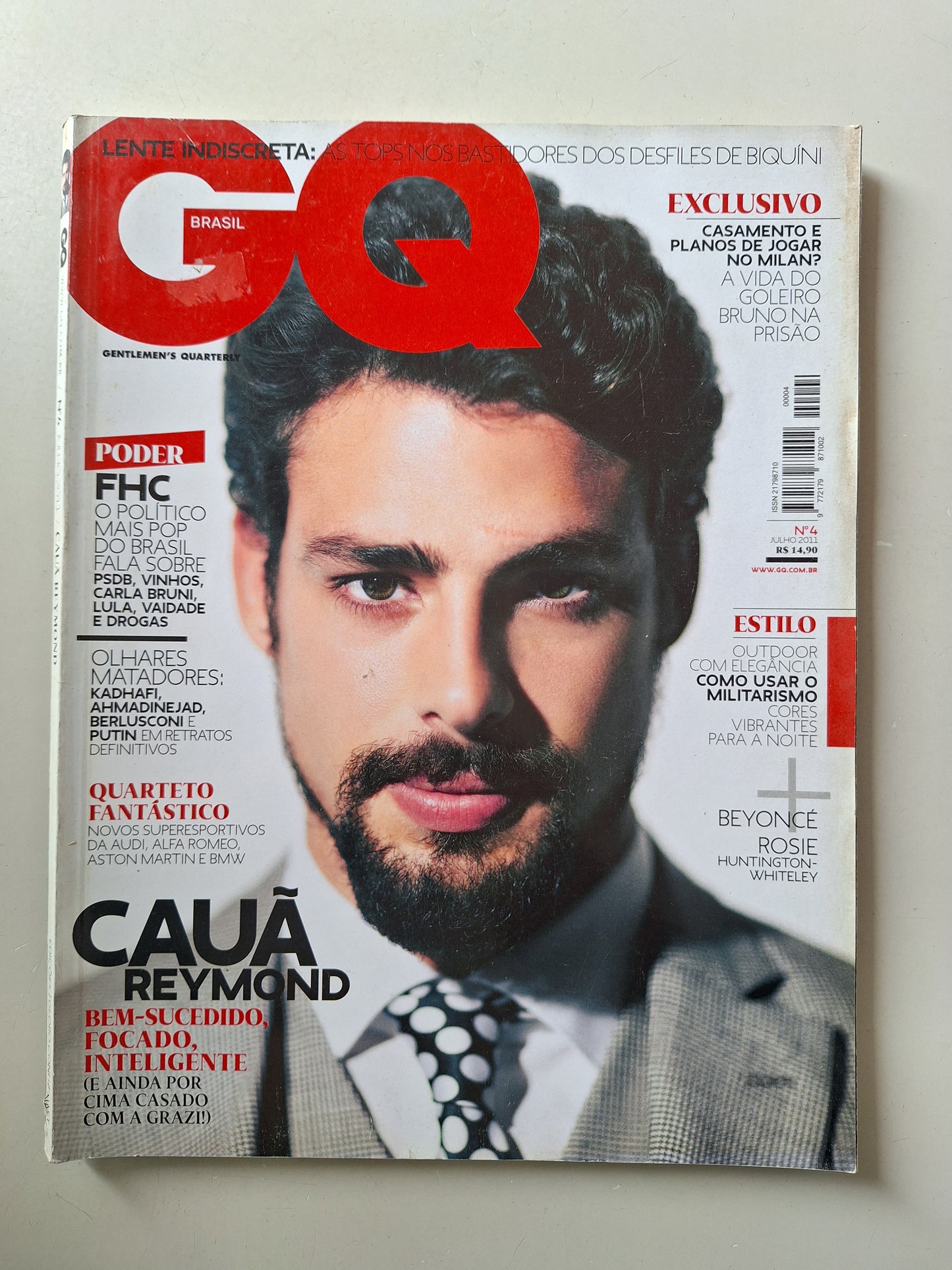 Revista GQ Brasil 04 (2011)