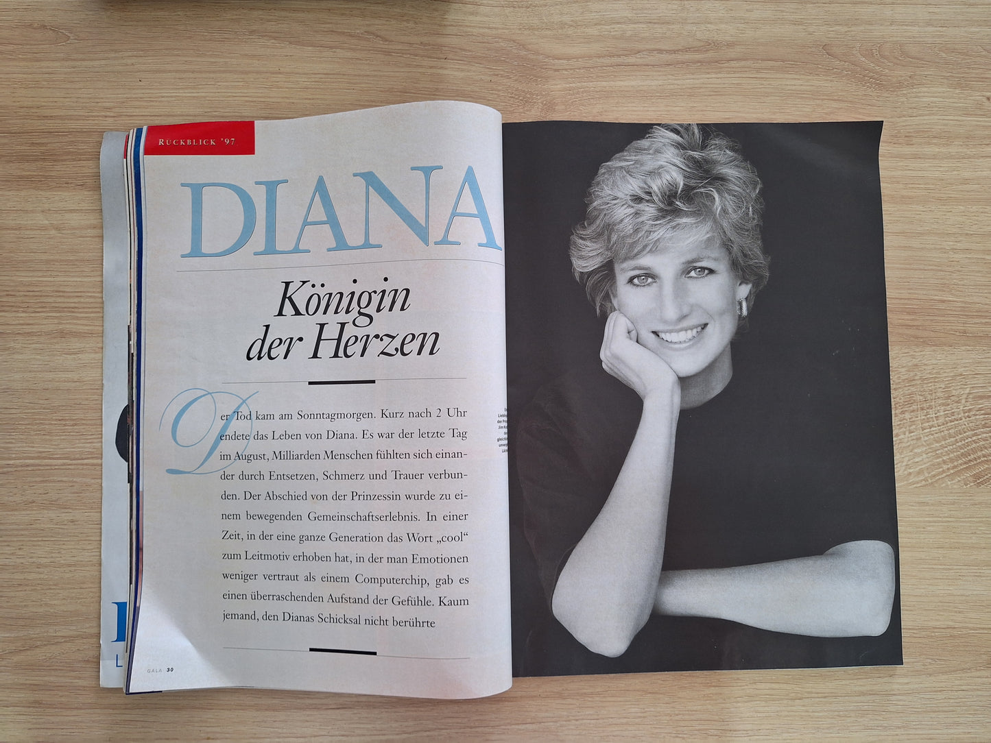 Gala Magazine