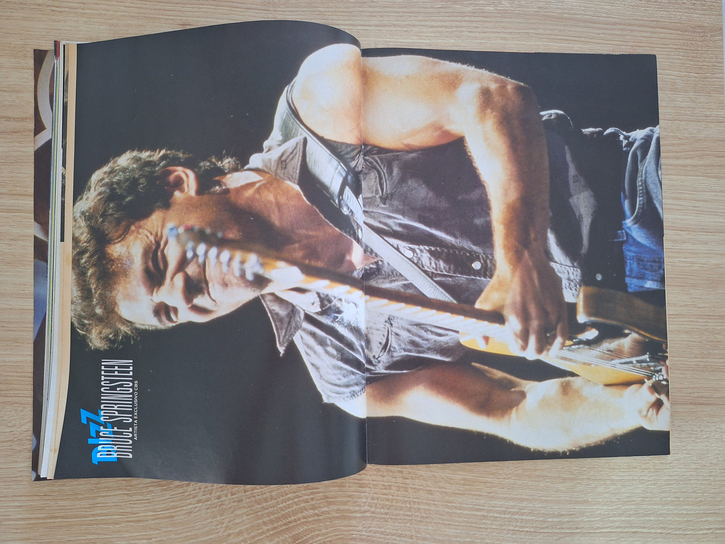 Revista Bizz N° 23