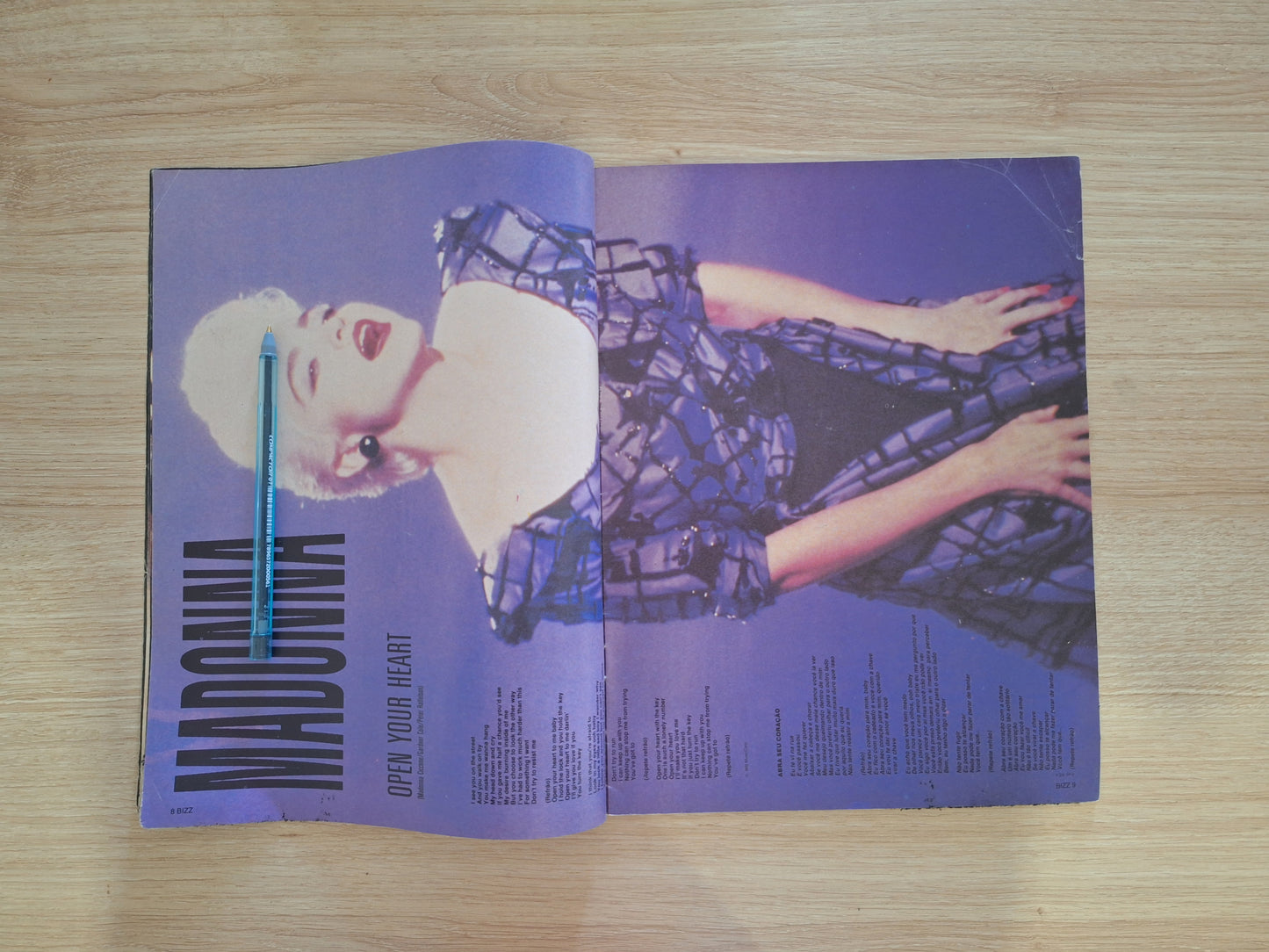 Revista Bizz Letras Traduzidas N° 24