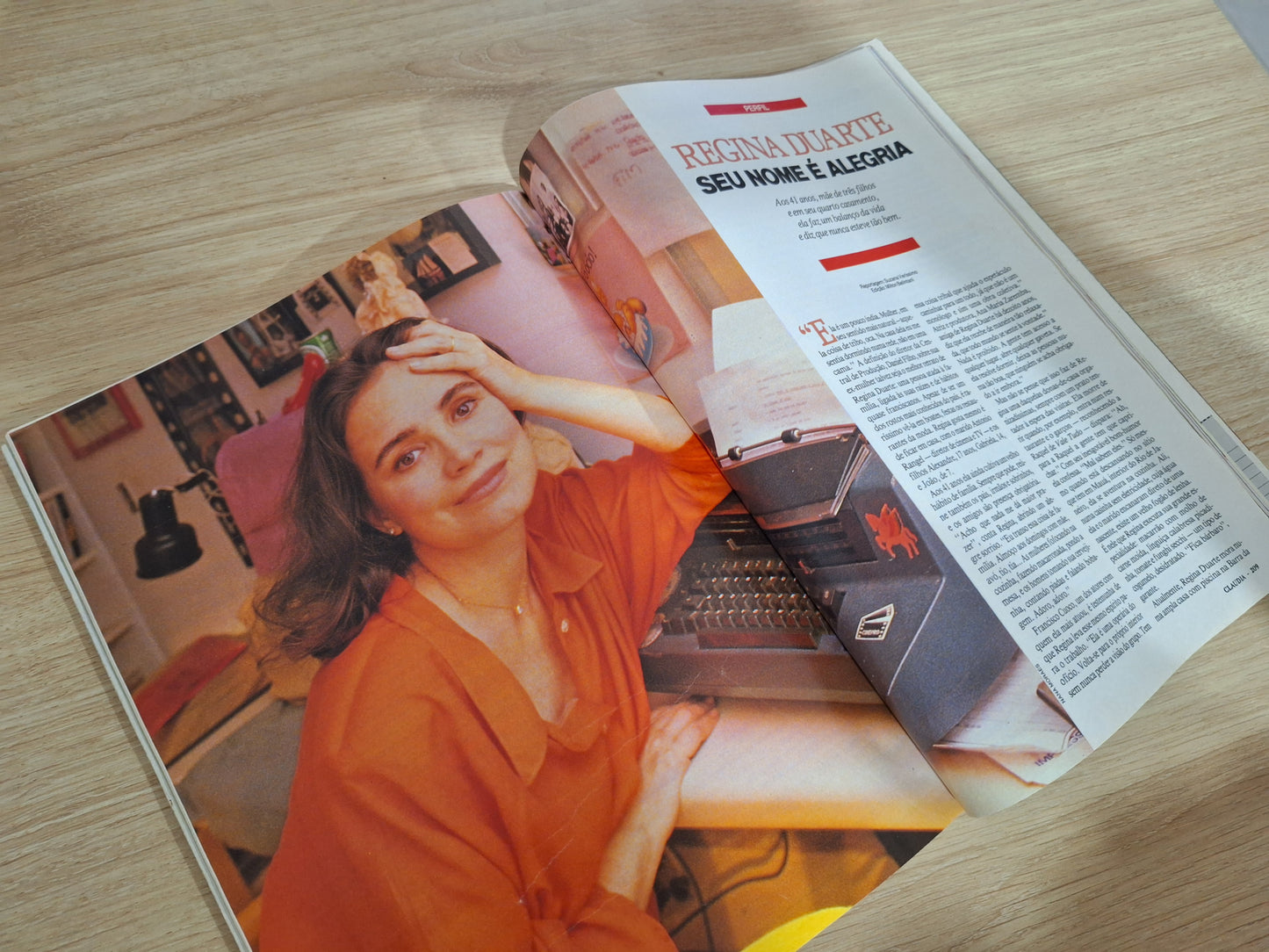 Revista Claudia N° 327 (1988)