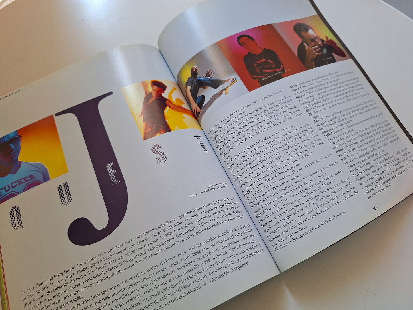 Mundo Mix Magazine 01