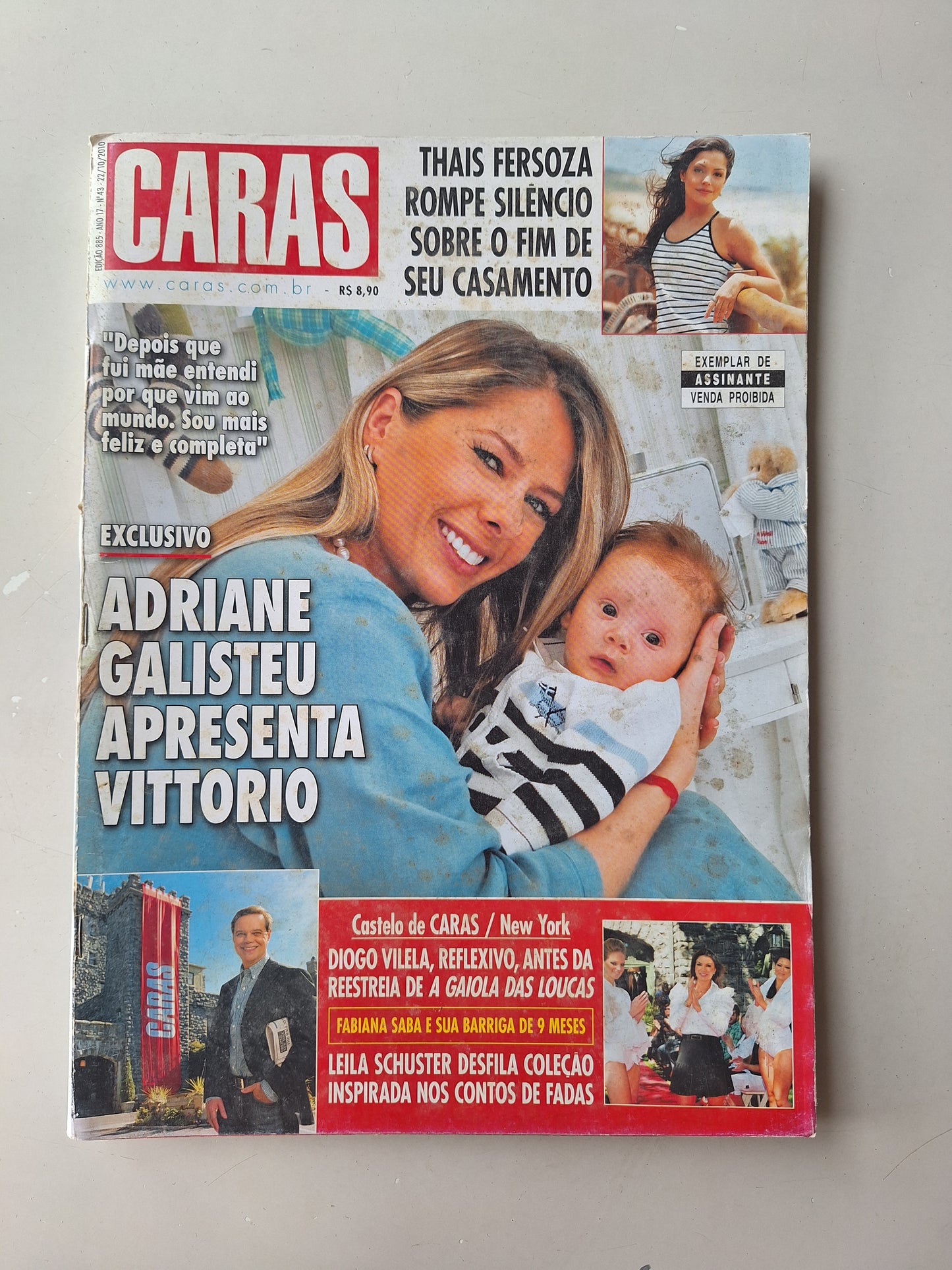 Revista Caras N° 885 (2010)
