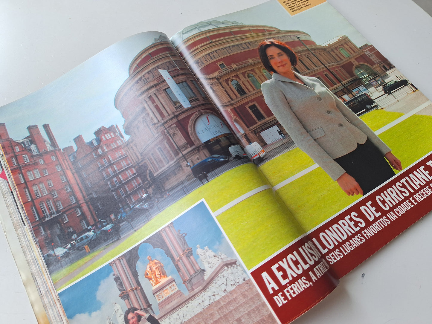 Revista Caras N° 885 (2010)