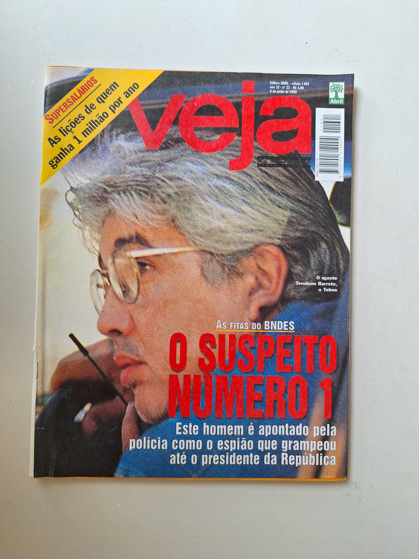Revista Veja N° 1601 (1999)