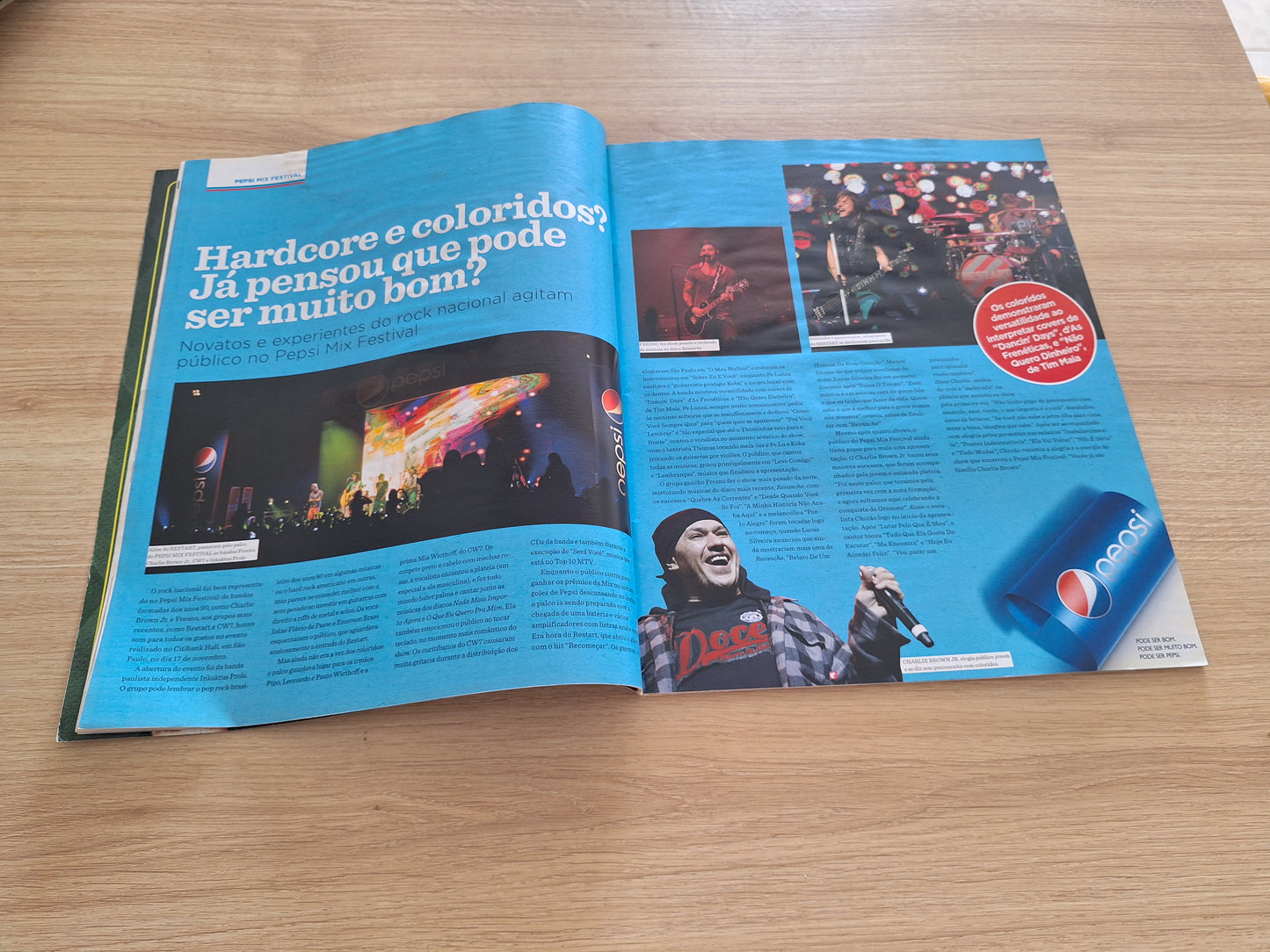Billboard Brasil N° 15