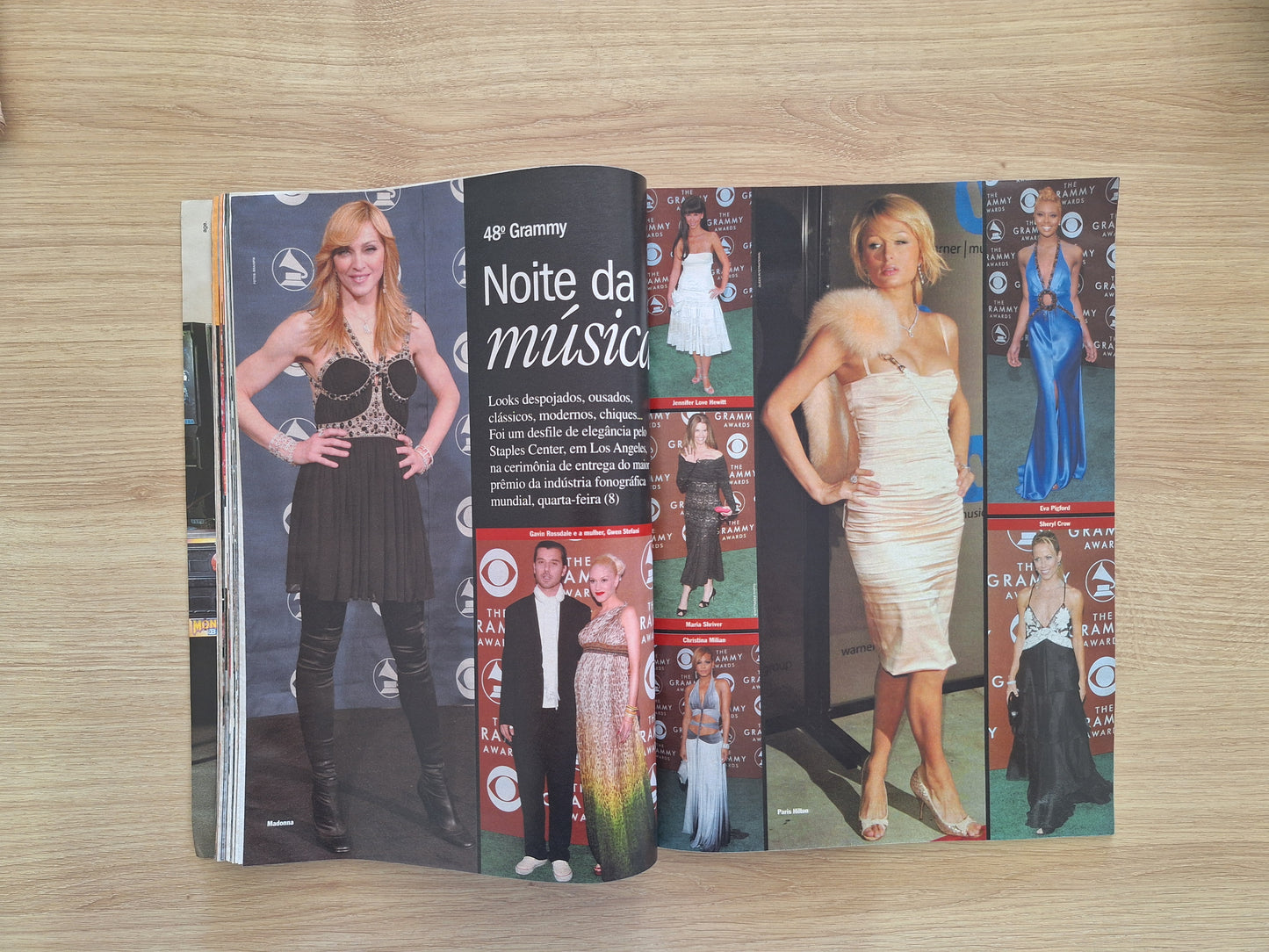 Revista Contigo 1587 (2006)