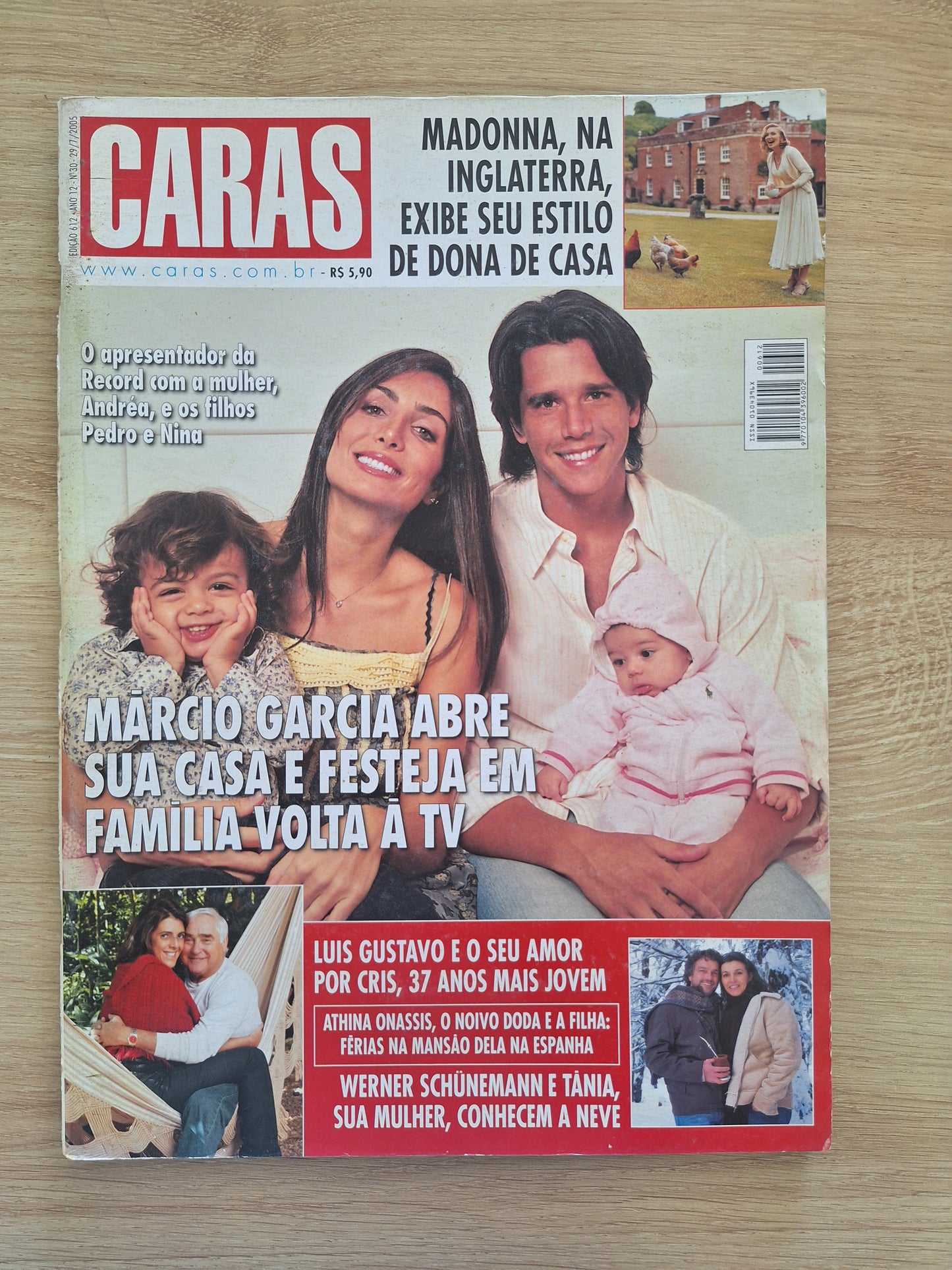 Revista Caras Nº 612 (2005)