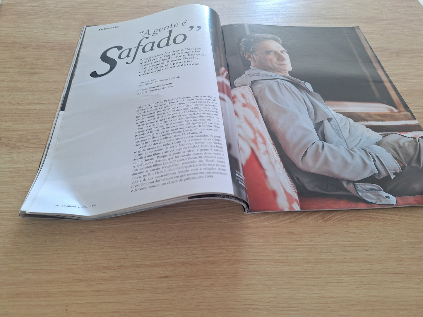 Revista Istoé Gente 616 (2011)