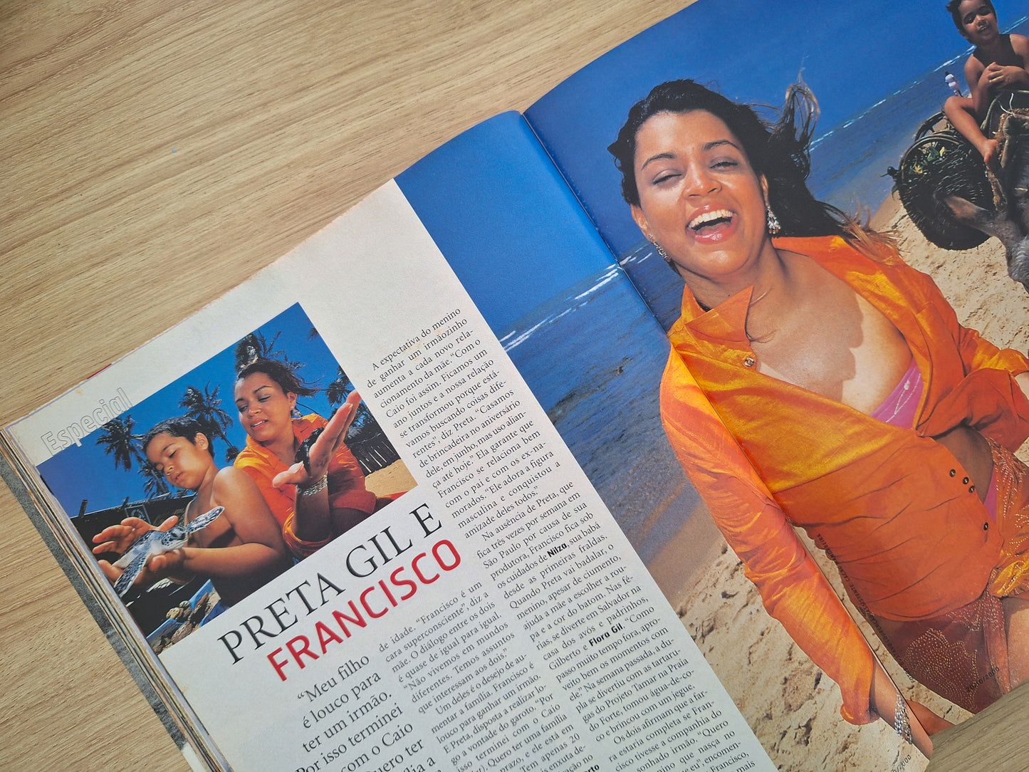 Revista Quem Acontece 06 (2000)