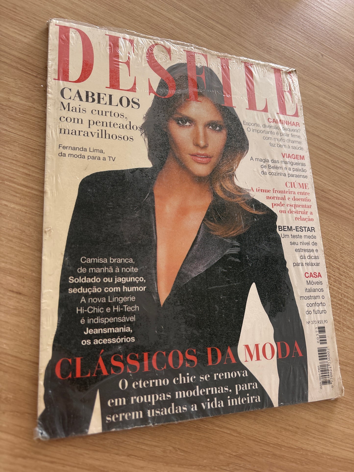 Revista Desfile 373 (2001)