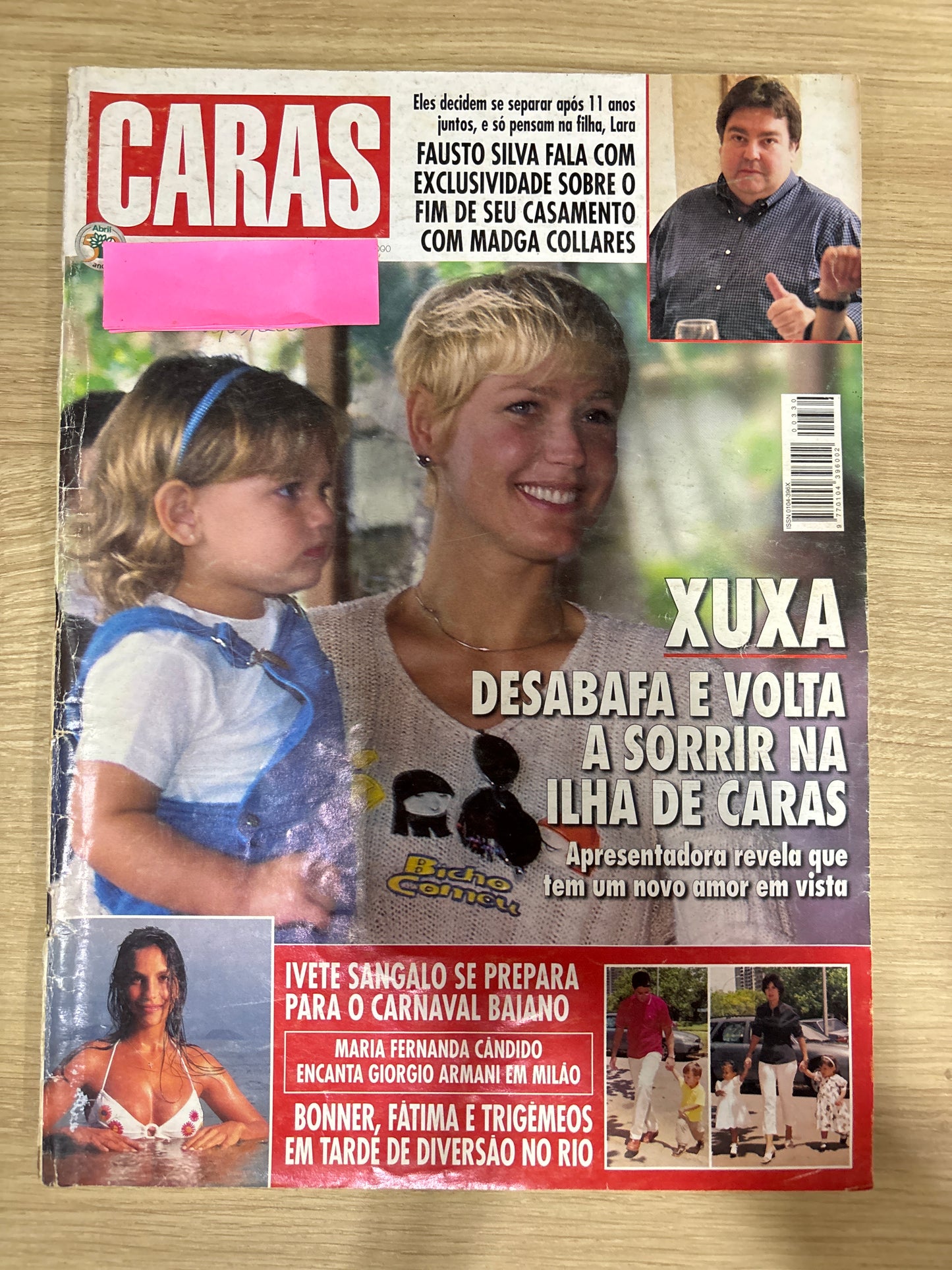 Revista Caras 330 (2000)