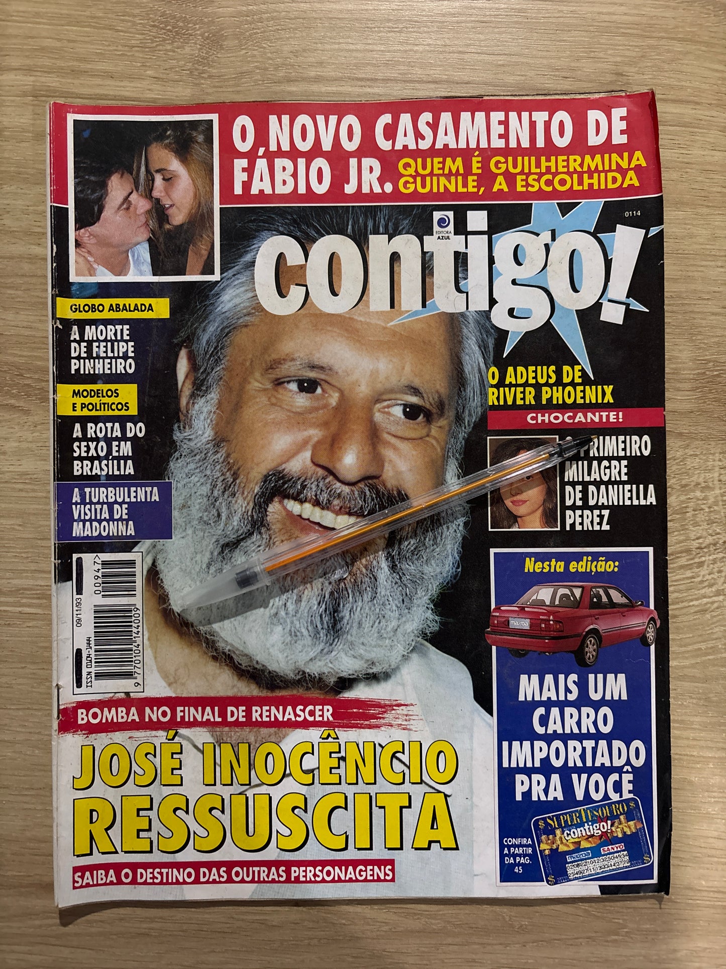Revista Contigo 947 (1993)