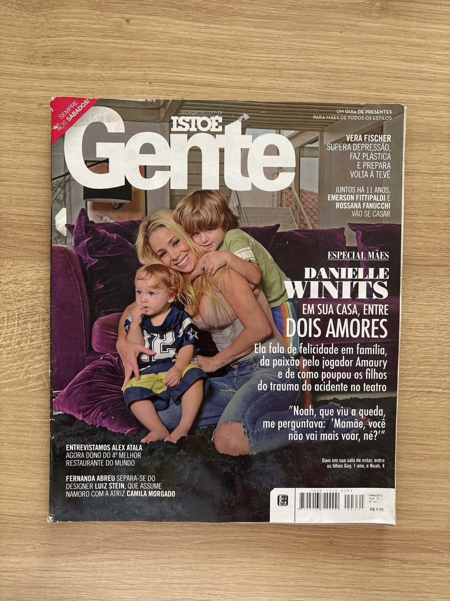Revista Istoé Gente 661 (2012)
