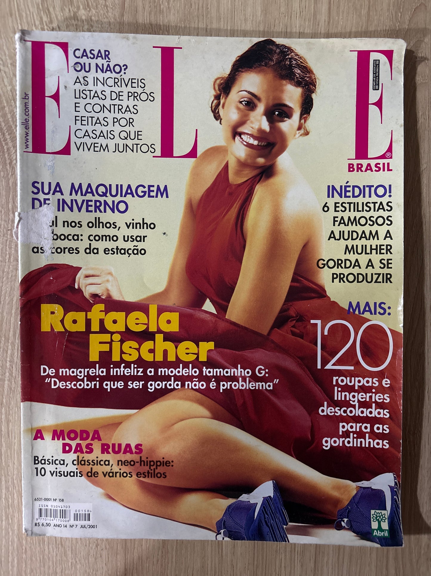 Revista Elle Brasil 158 (2001)