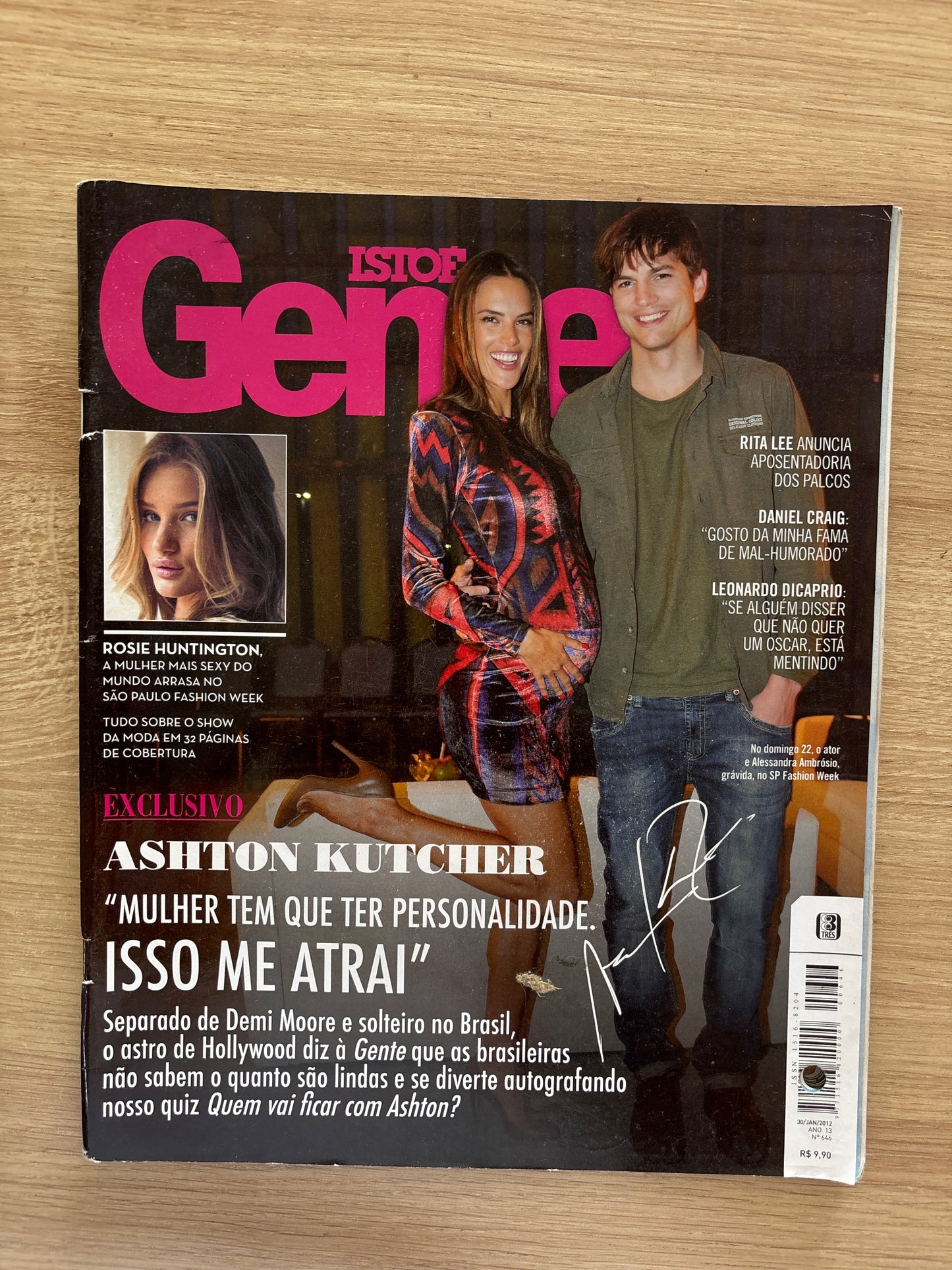 Revista Istoé Gente 646 (2012)
