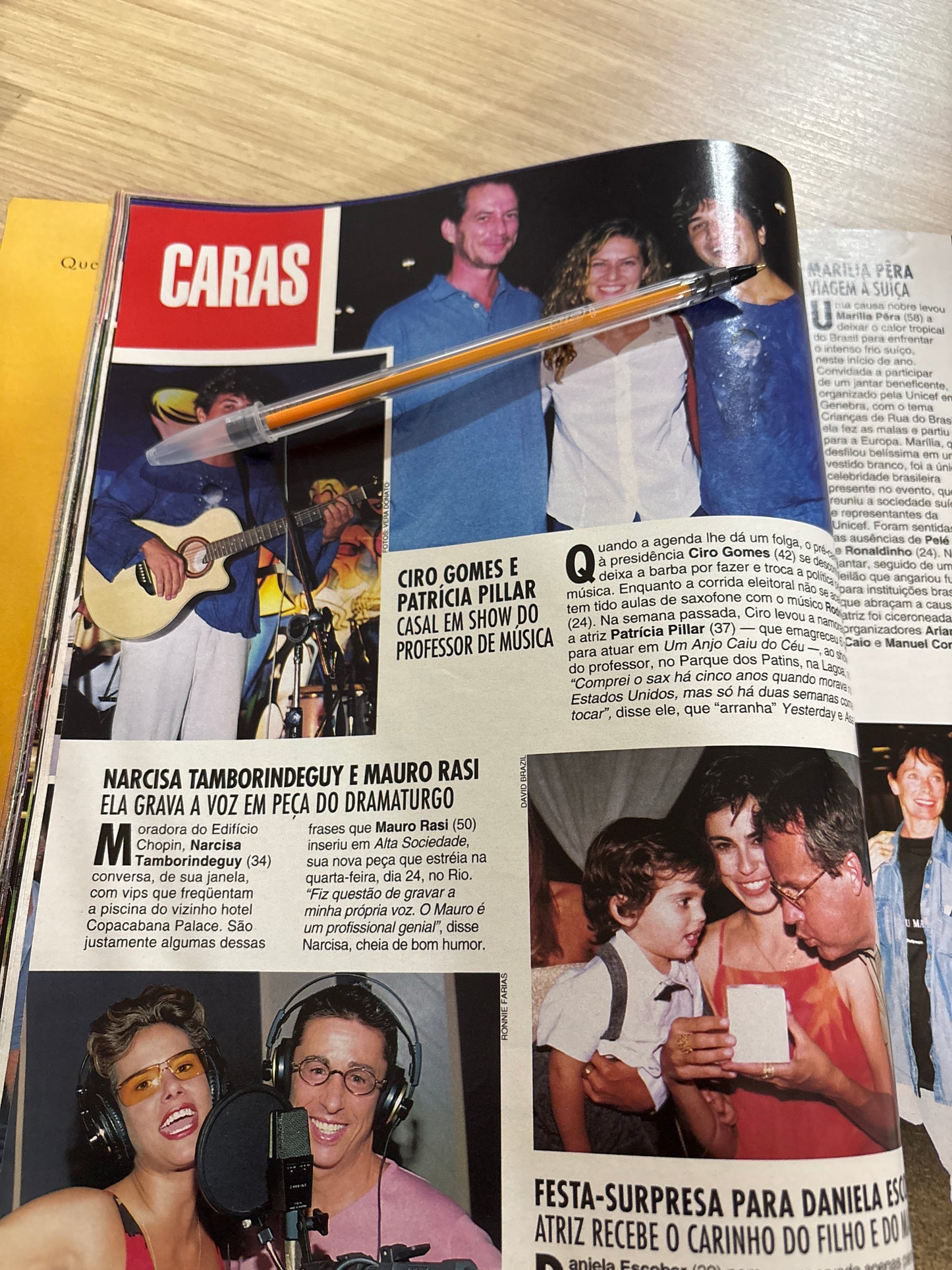 Revista Caras 377 (2001)