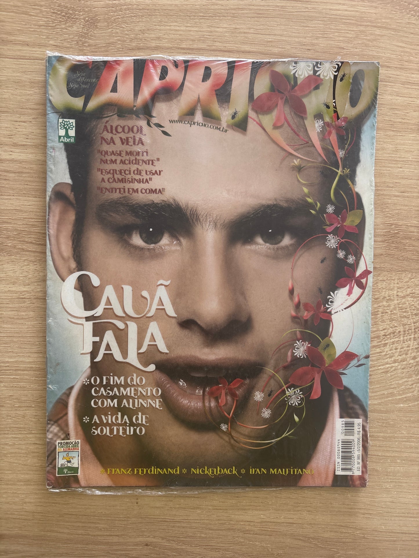 Revista Capricho 985 (2006)