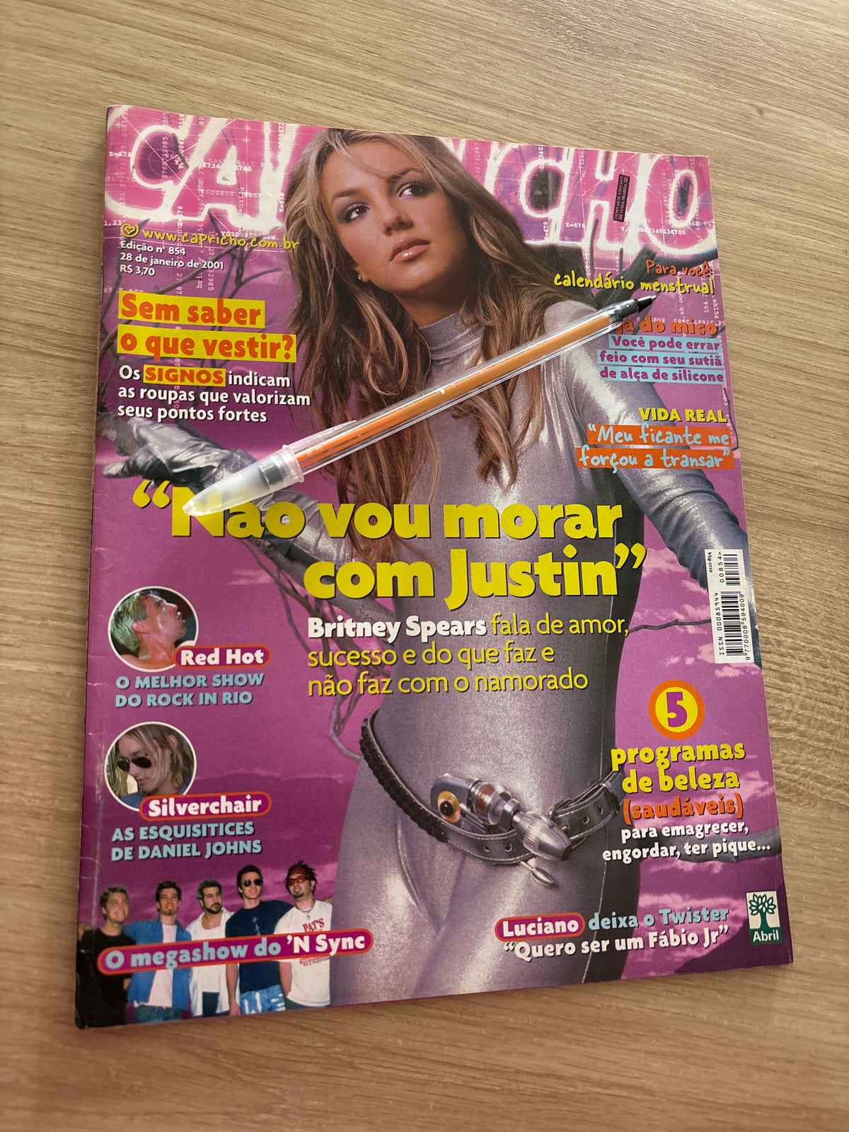 Revista Capricho 854 (2001)