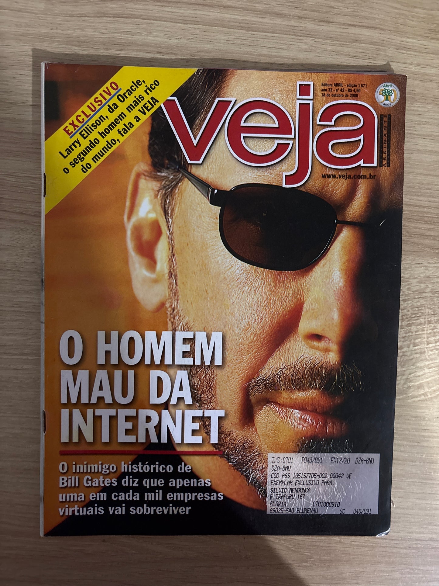 Revista Veja 1671 (2000)