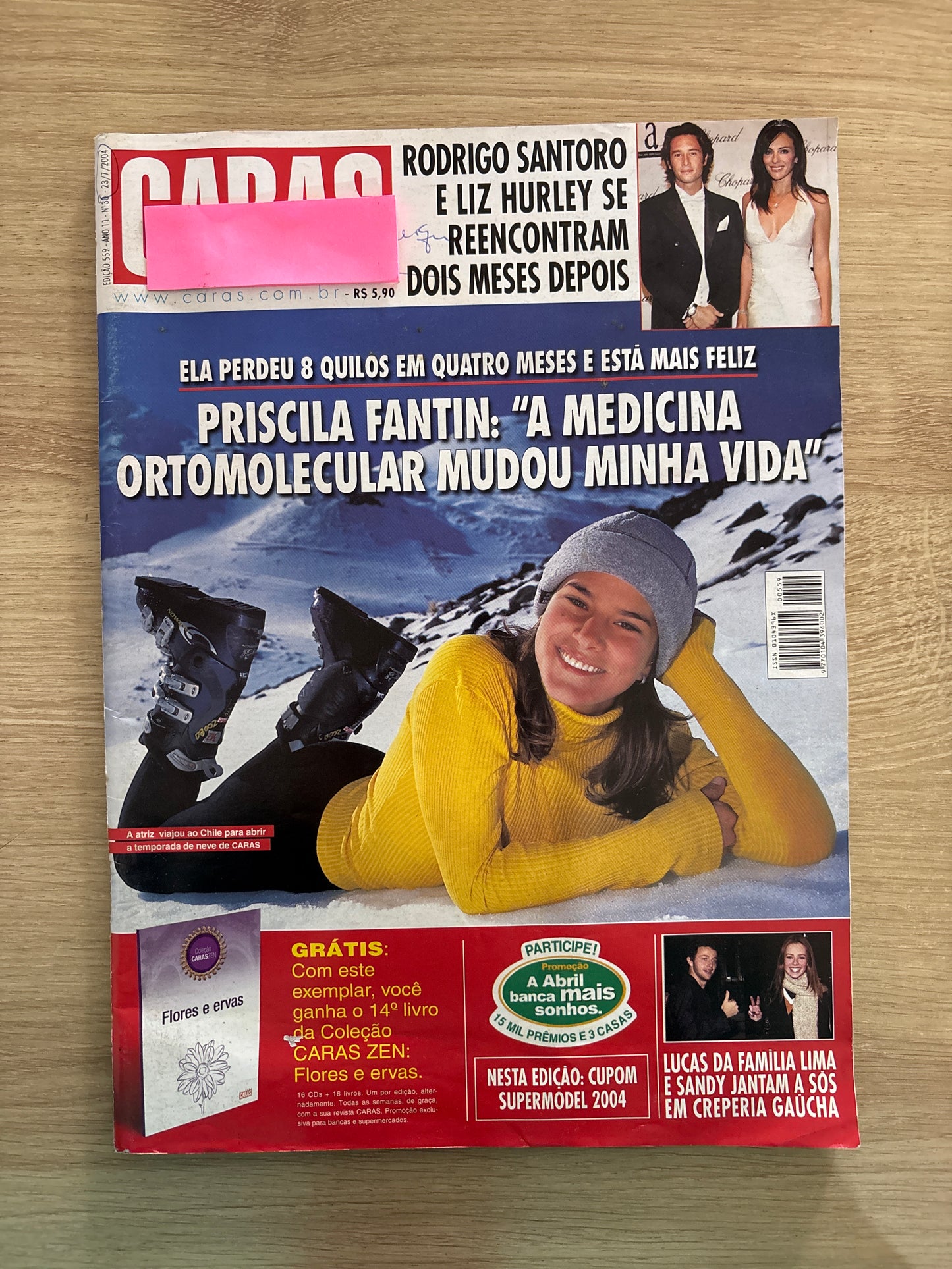 Revista Caras 559 (2004)
