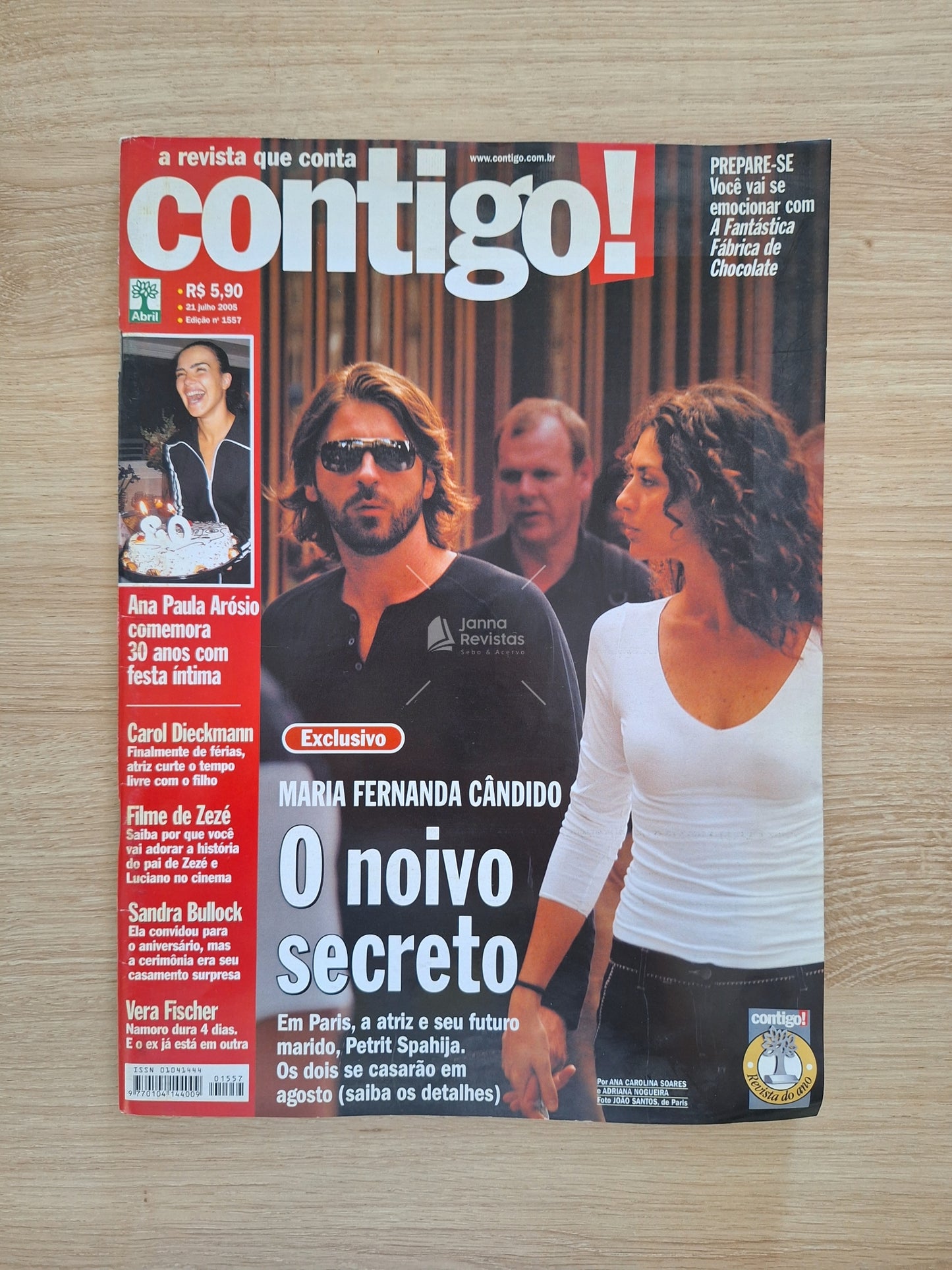 Revista Contigo 1557 (2005)