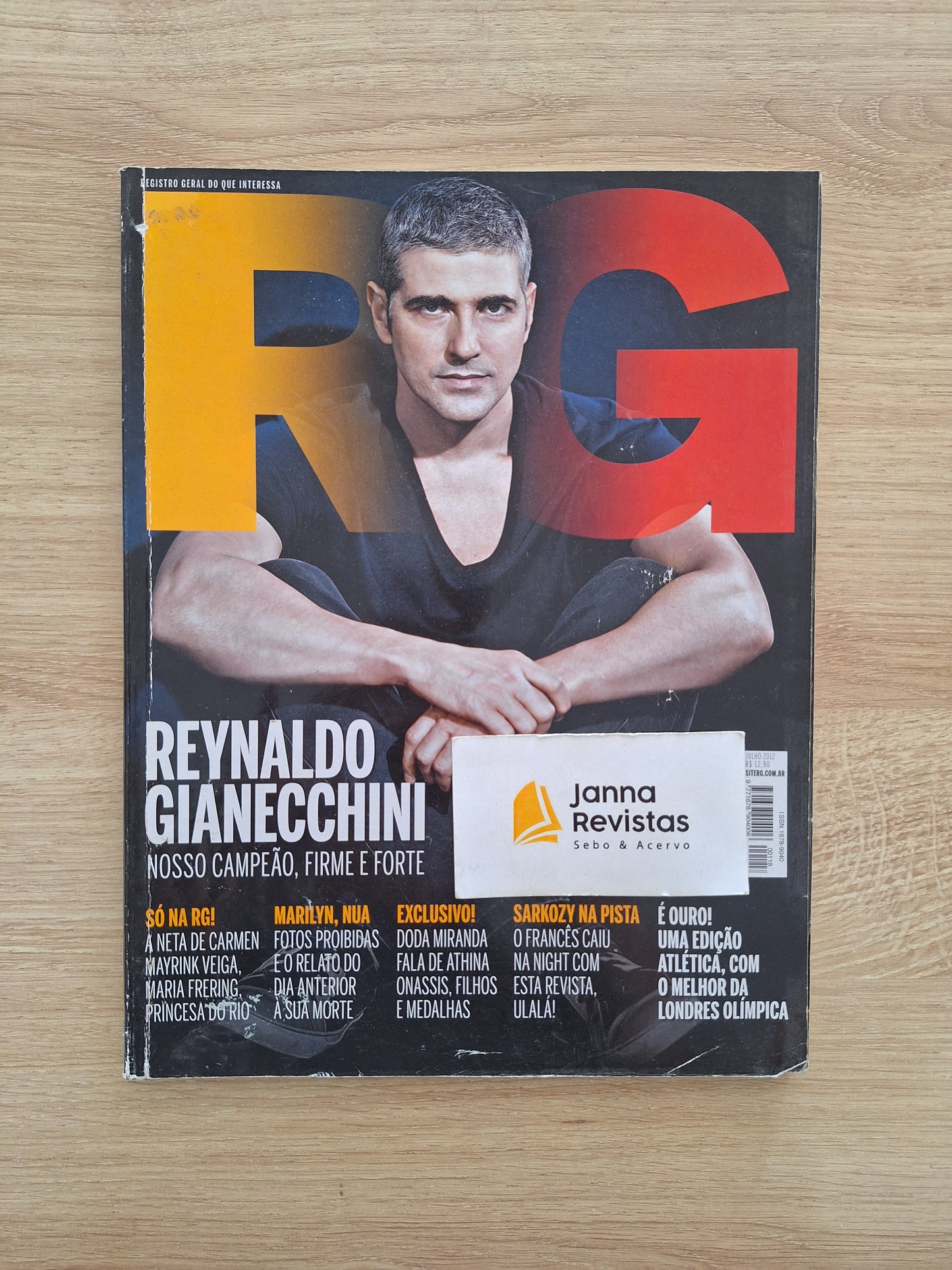 Revista Vogue RG 118 (2012)