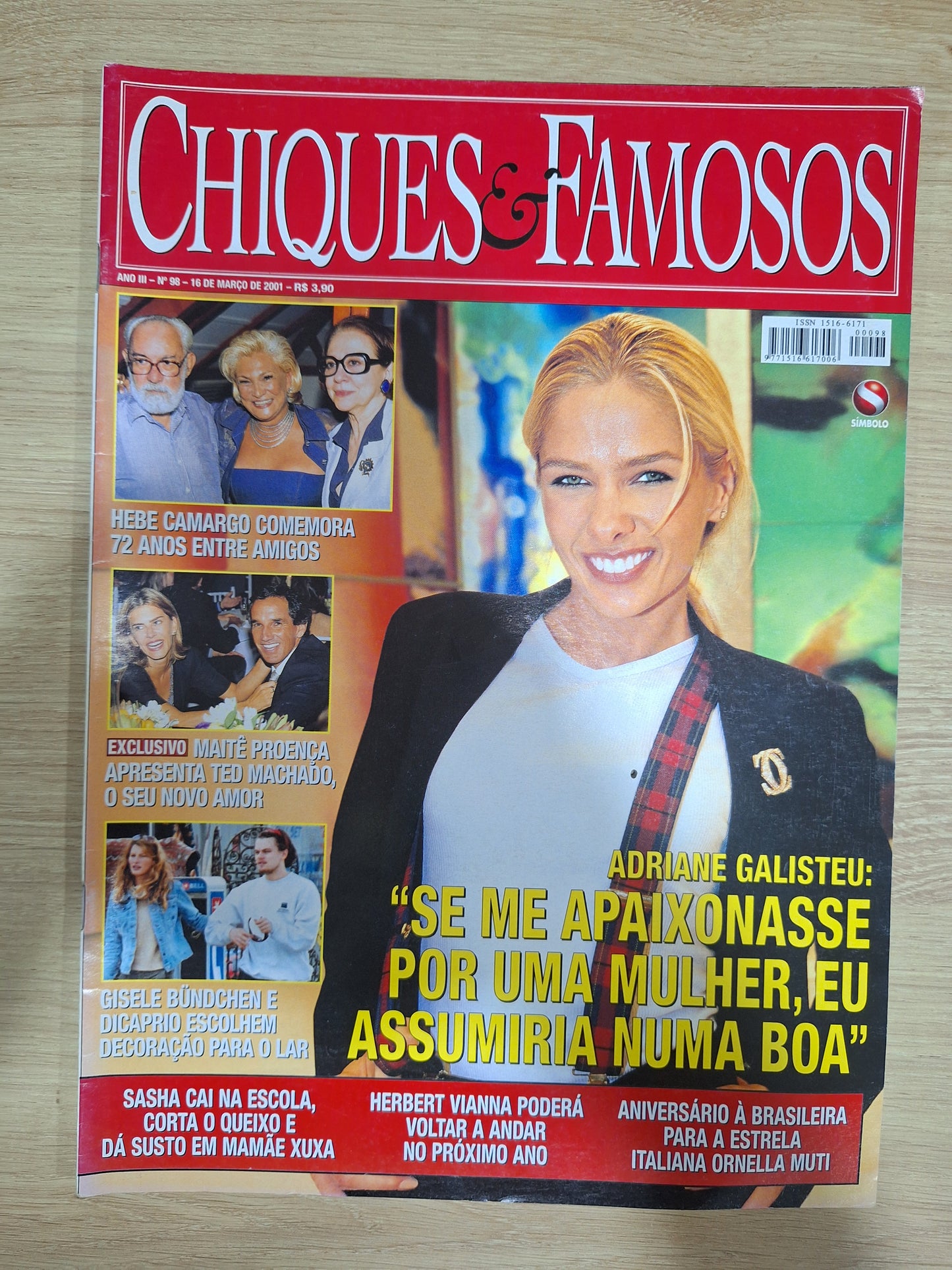 Revista Chiques e Famosos 98 (2001)