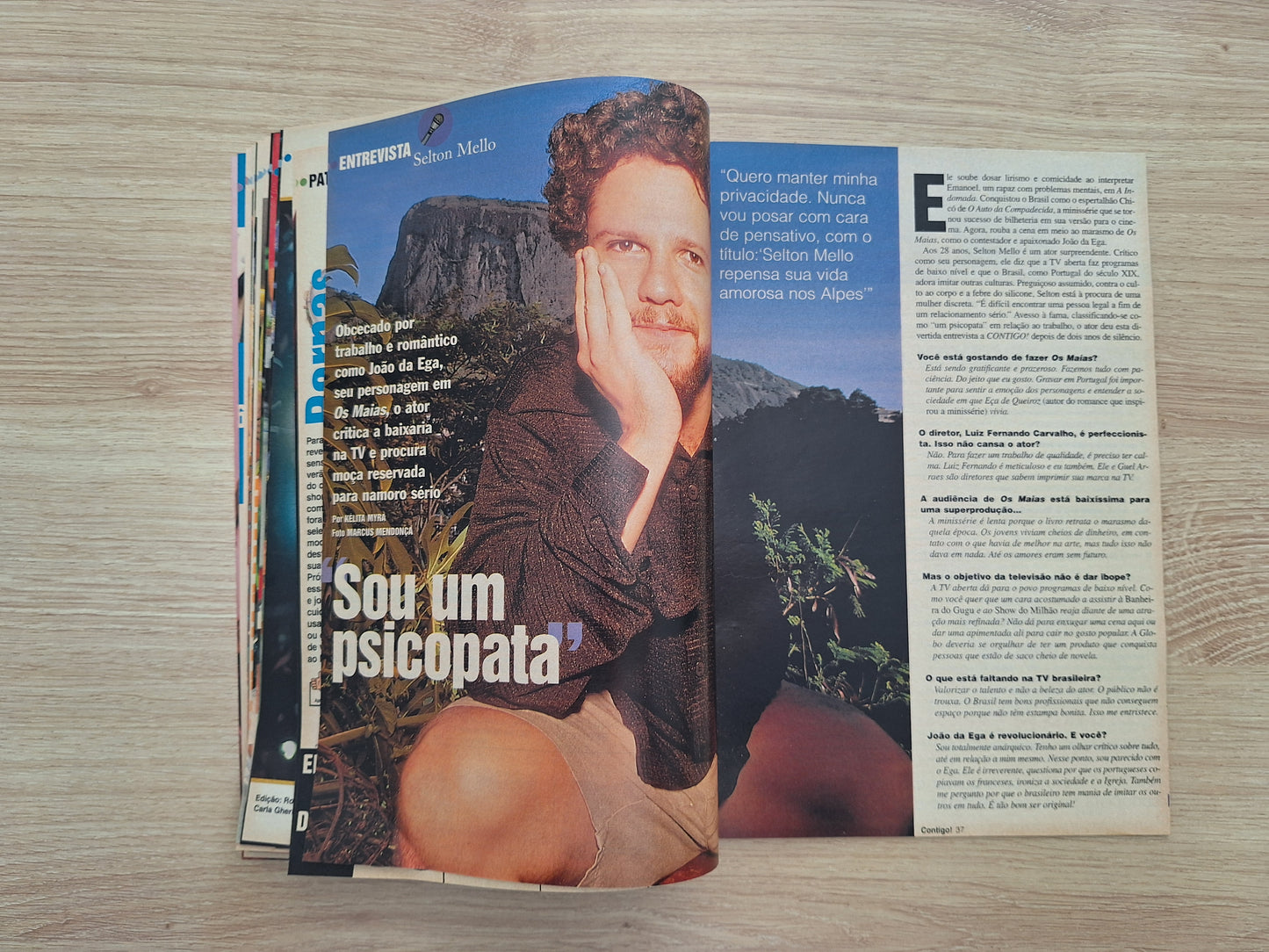 Revista Contigo 1329 (2001)