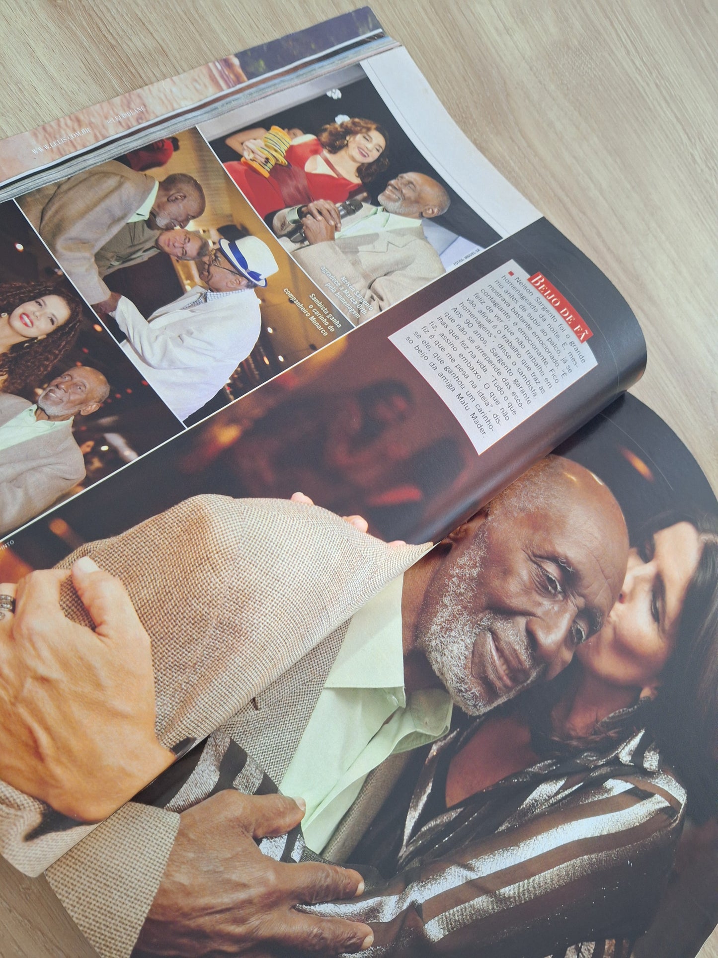 Revista Contigo 2037 (2014)