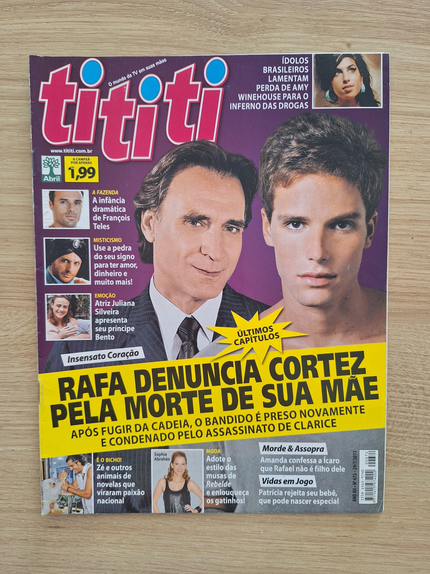 Revista Tititi 672 (2011)