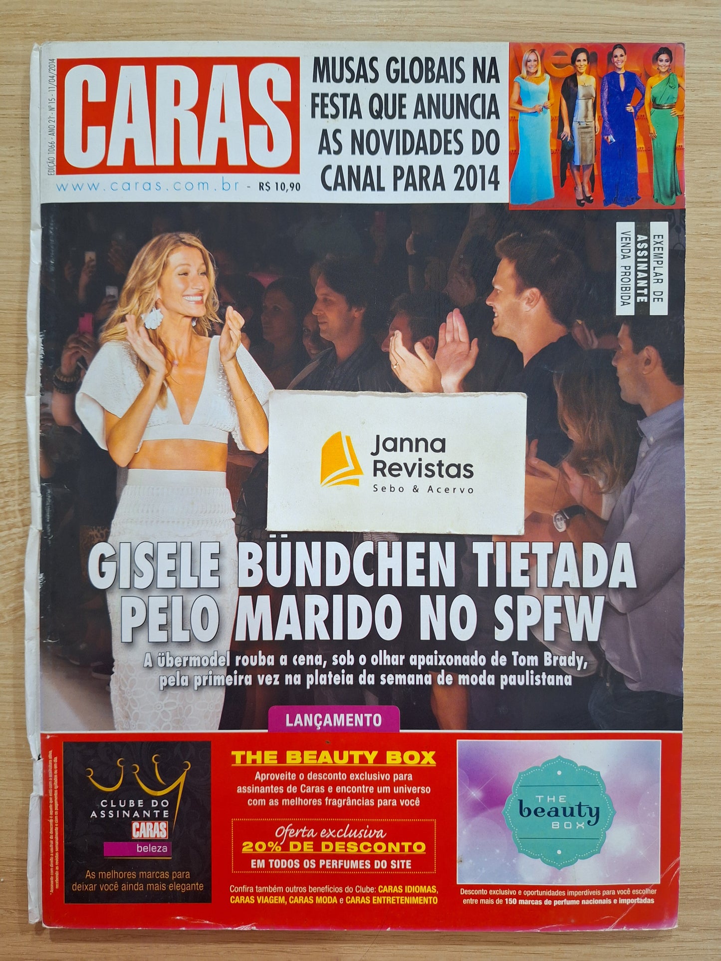 Revista Caras 1066 (2014)