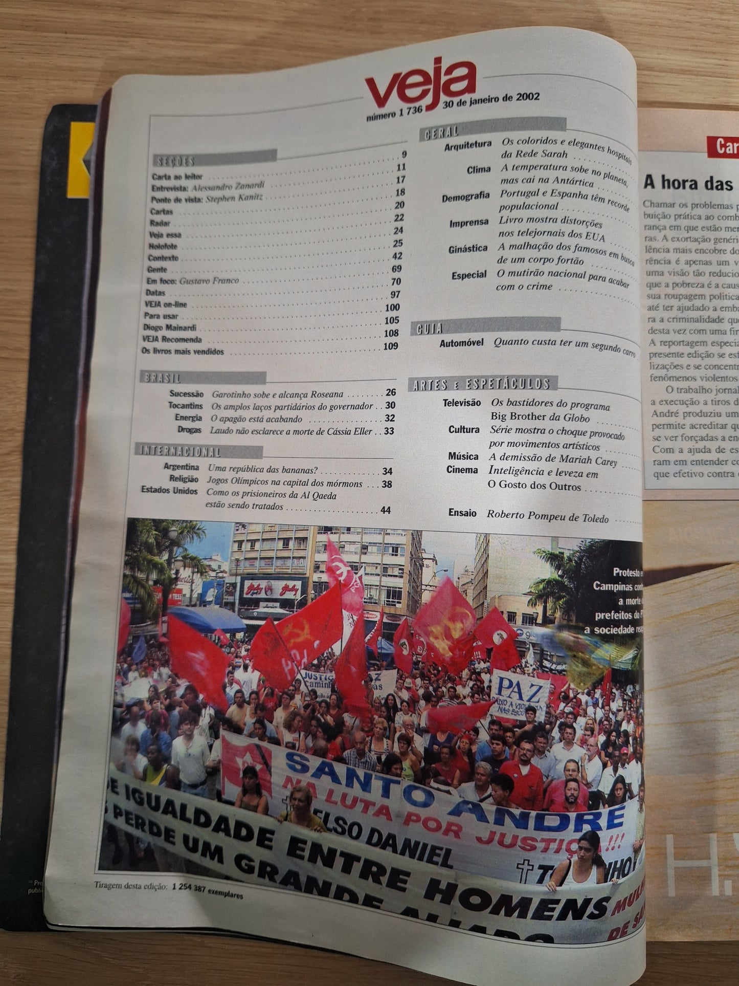 Revista Veja 1736 (2002)