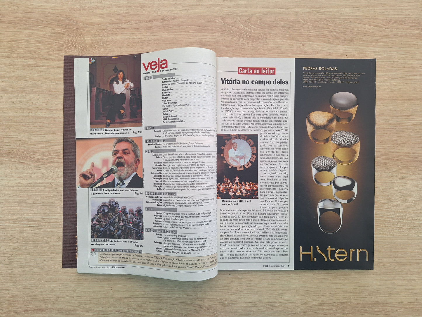 Revista Veja 1852 (2004)