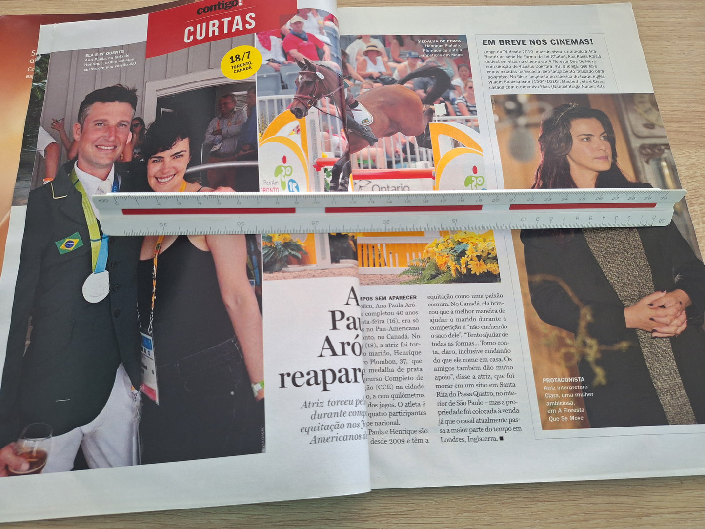 Revista Contigo 2079 (2015)