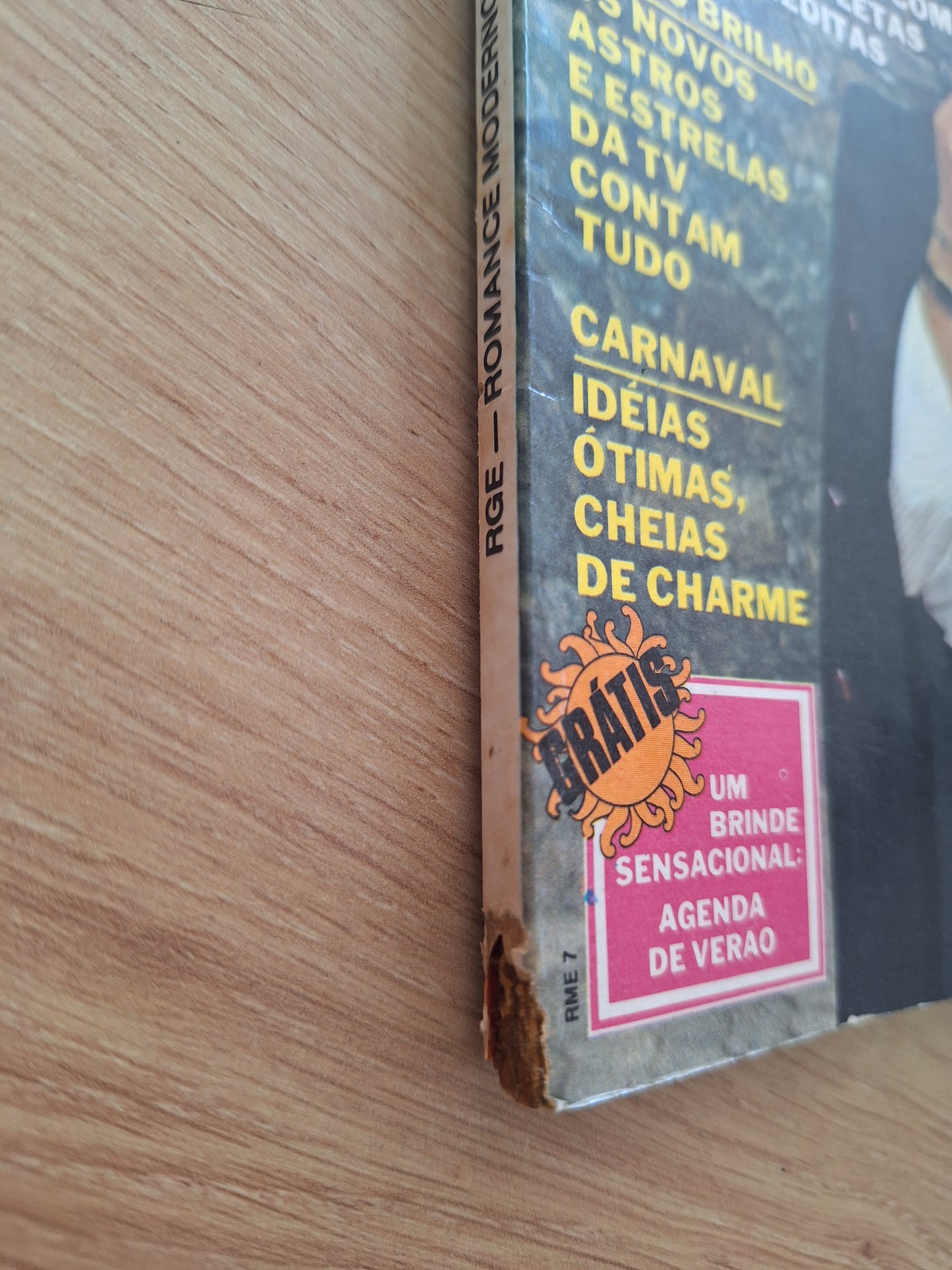 Revista Romance Moderno - Fevereiro 1981