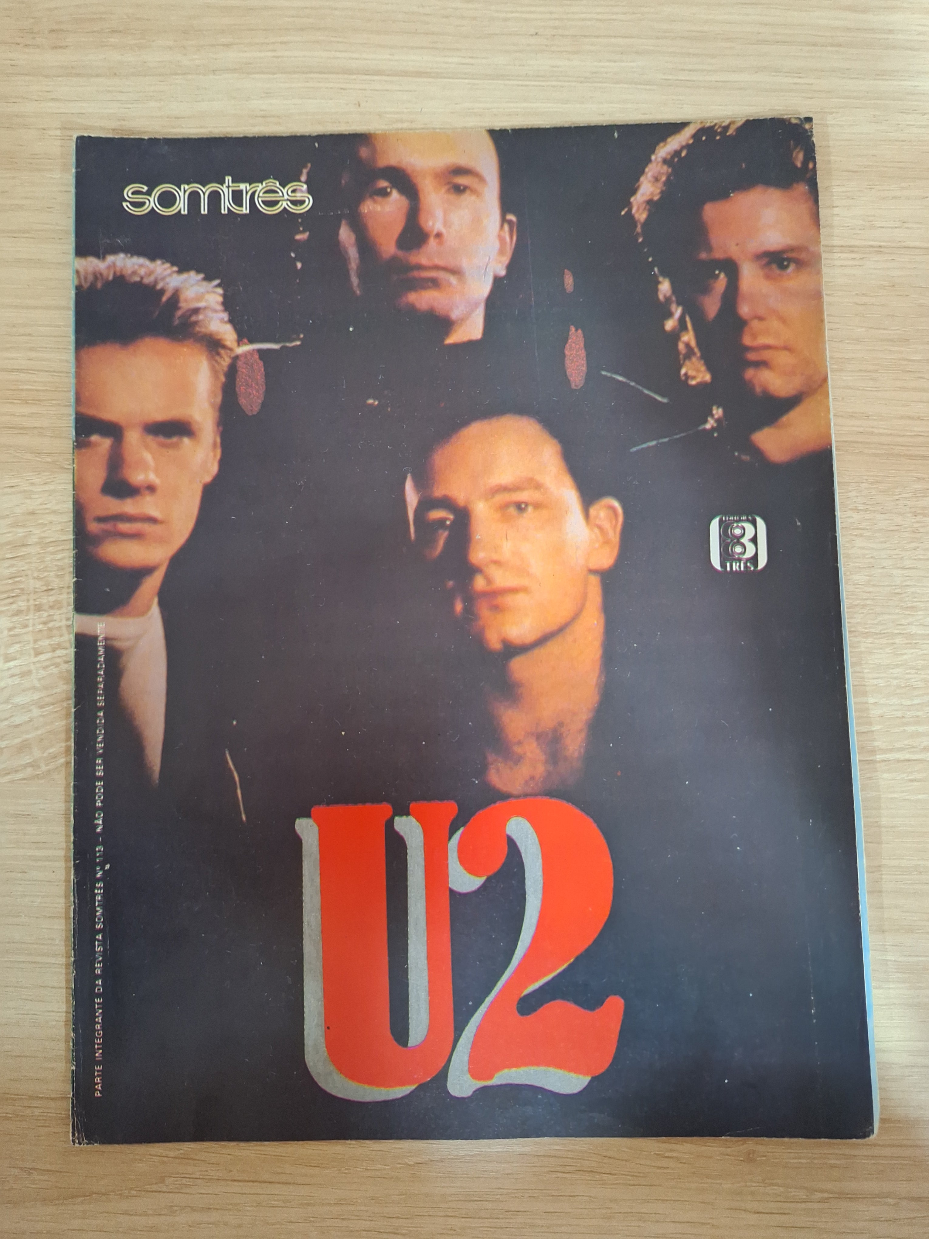 Super Pôster u2 som três – Janna Revistas e Discos