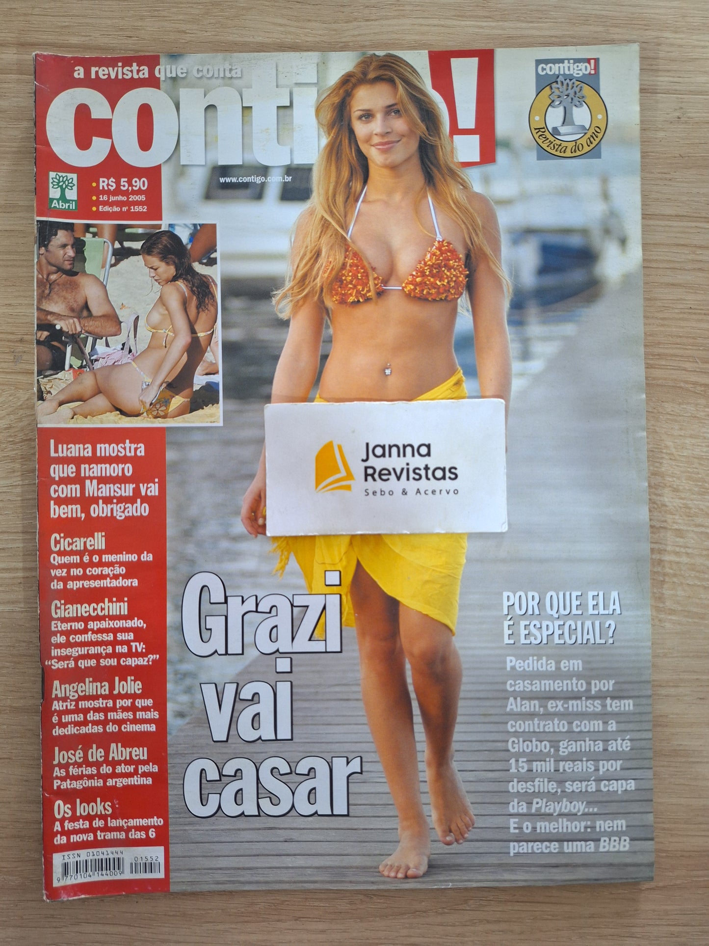 Revista Contigo 1552 (2005)
