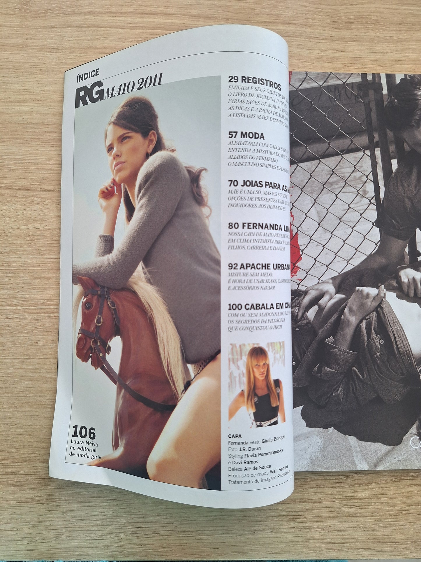 Revista Vogue RG 105 (2011)