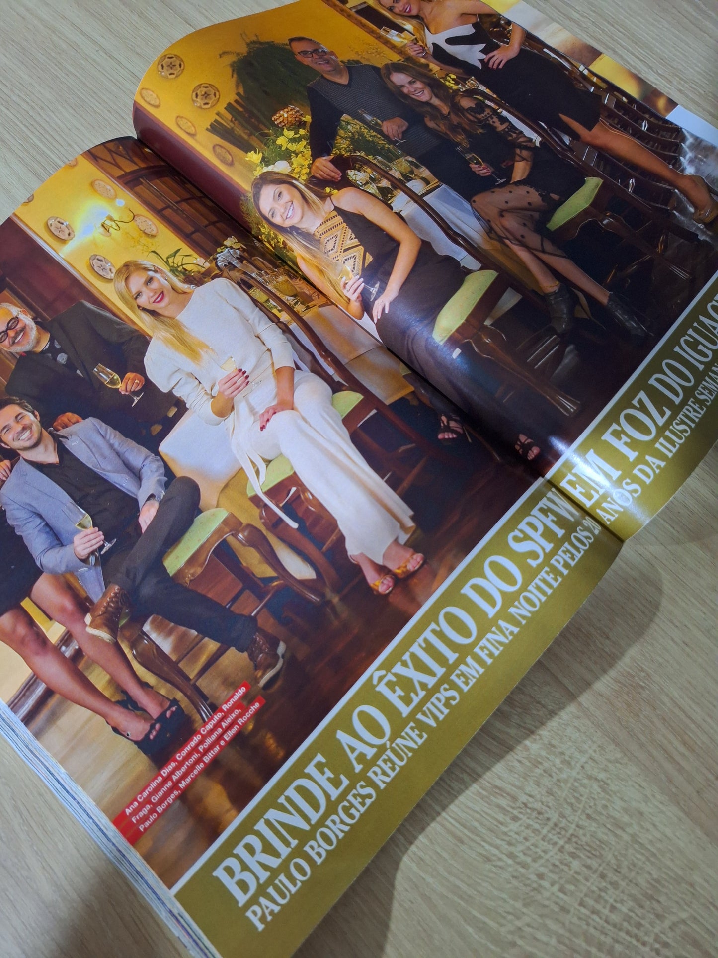 Revista Caras 1128 (2015)