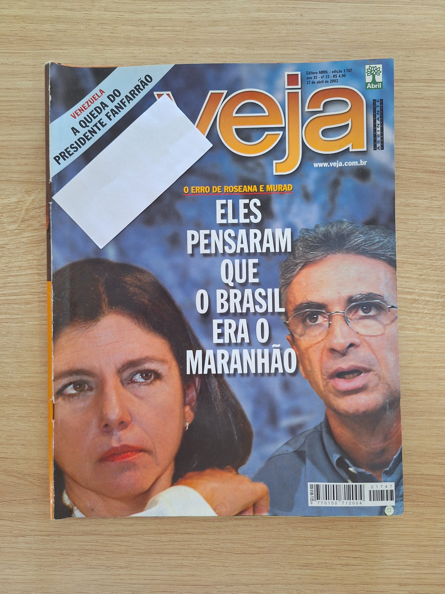 Revista Veja 1747 (2002)