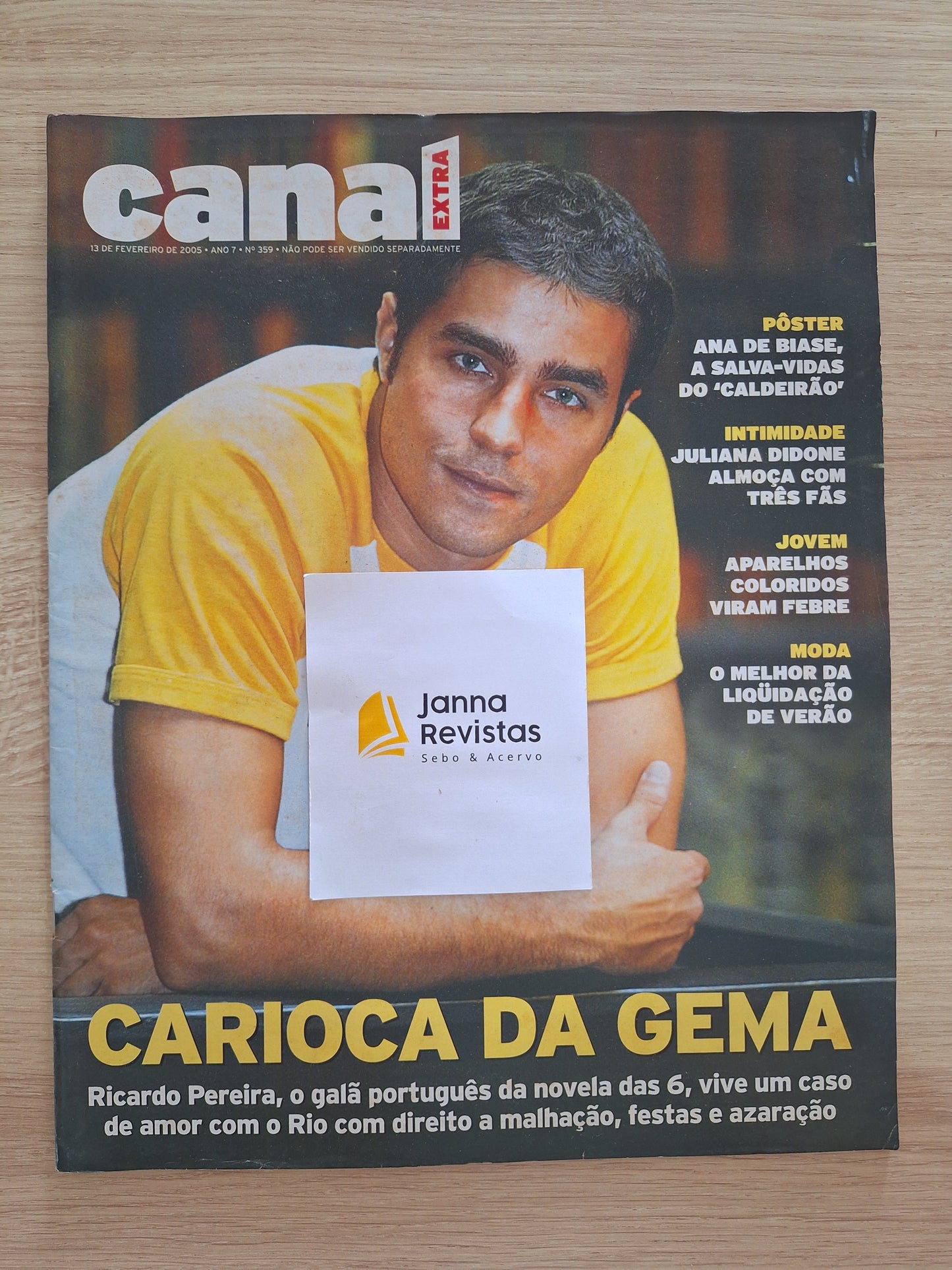 Revista Canal Extra 359 (2005)