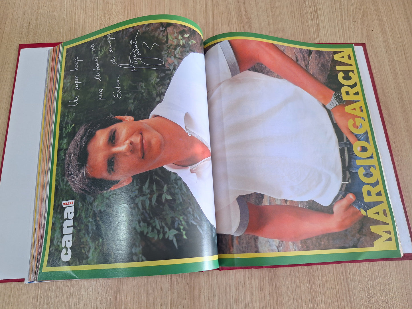 Encadernado Pôsteres Anos 2000