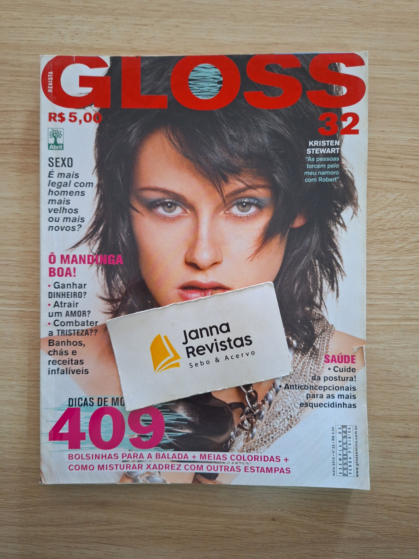 Revista Gloss 32 (2010)