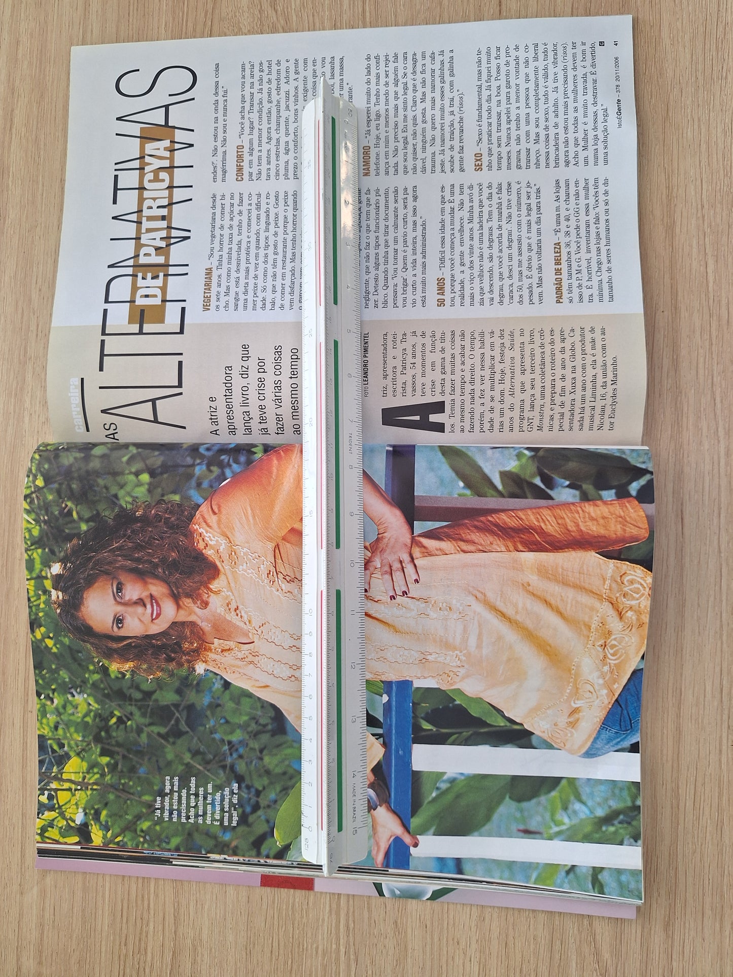 Revista Istoé 378 (2006)